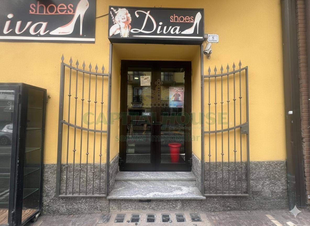 Commerciale in affitto a Atripalda