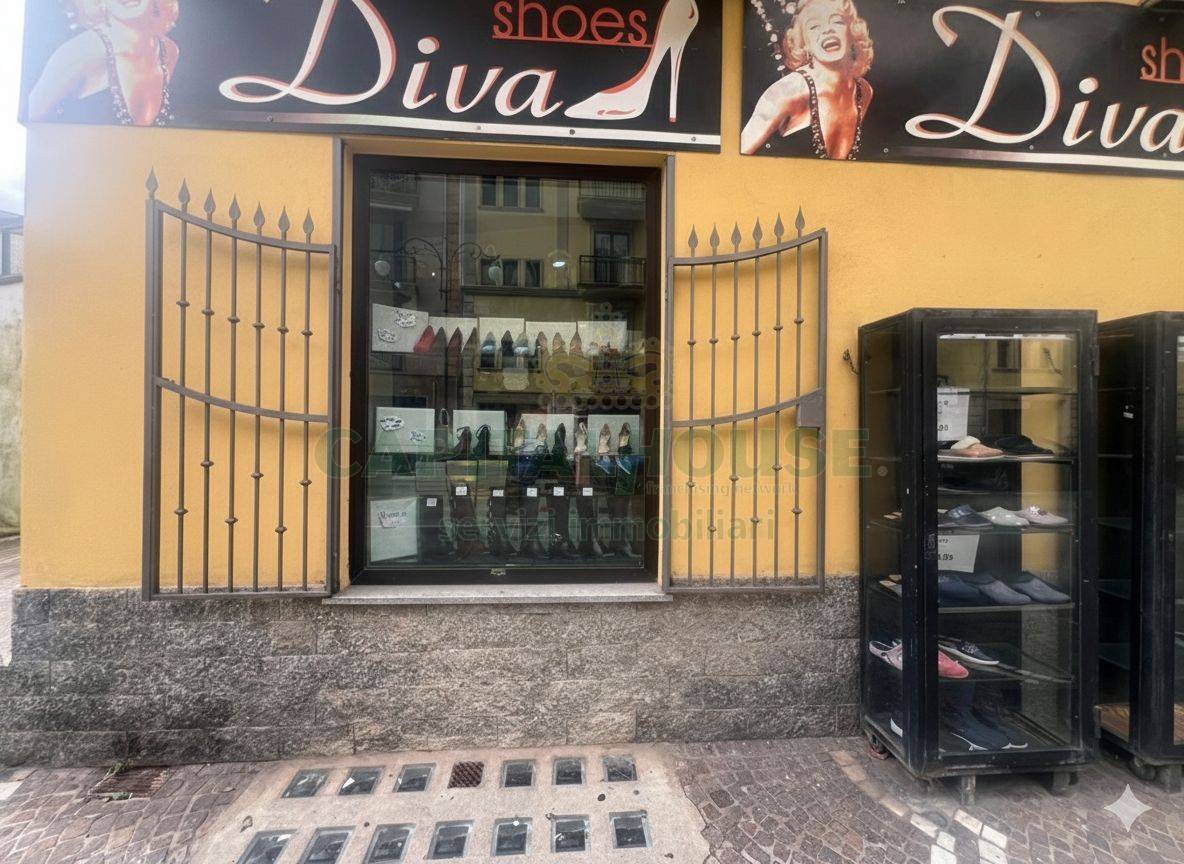 Commerciale in affitto a Atripalda