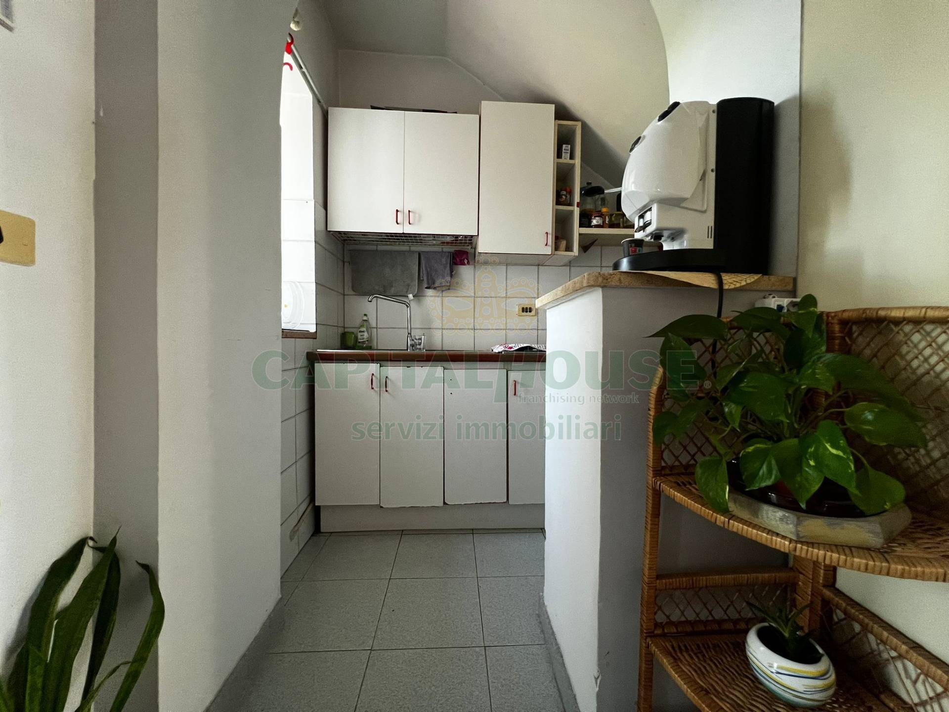 S.Indipendente in vendita a Pratola Serra