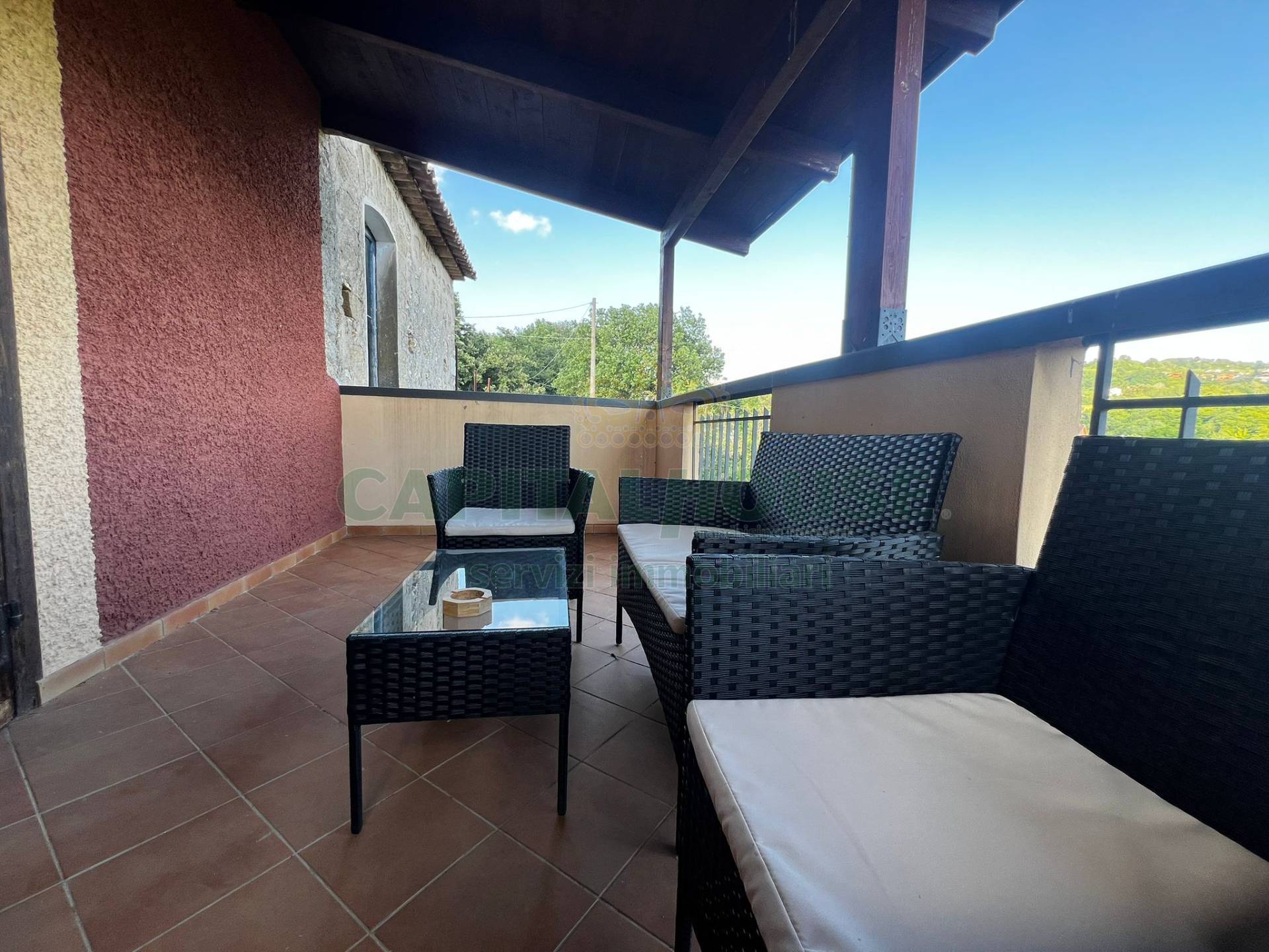 S.Indipendente in vendita a Pratola Serra