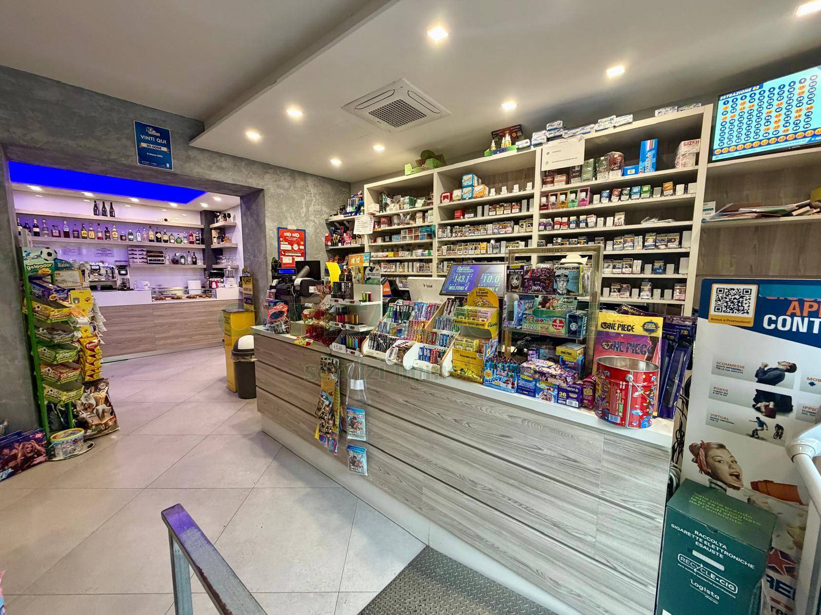 Attivit commerciale in vendita a Cesinali