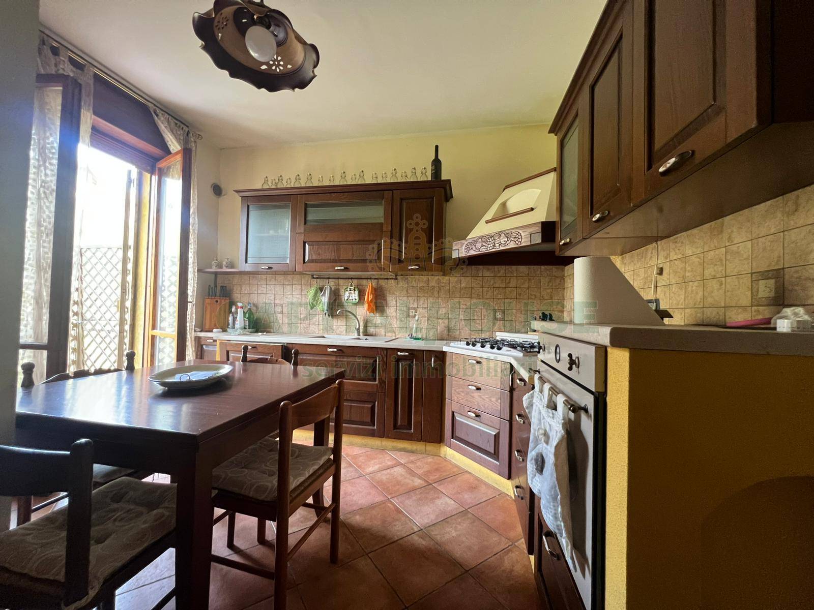 Appartamento in affitto a Tufo