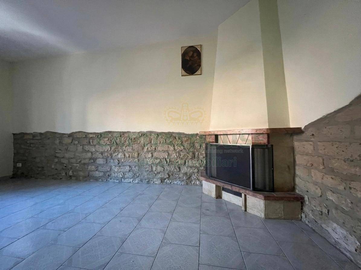 S.Indipendente in vendita a Manocalzati