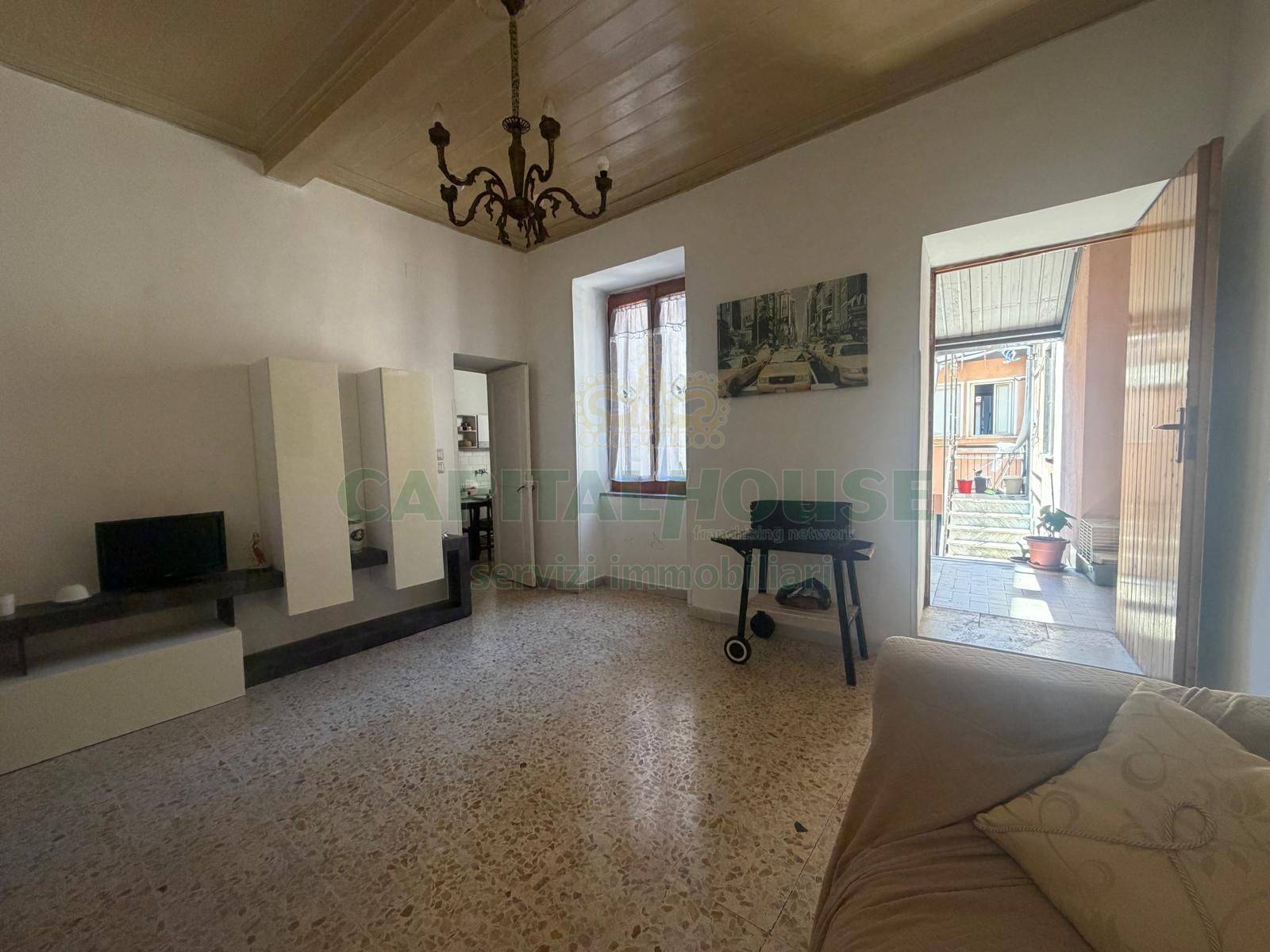 S.Indipendente in vendita a Cesinali