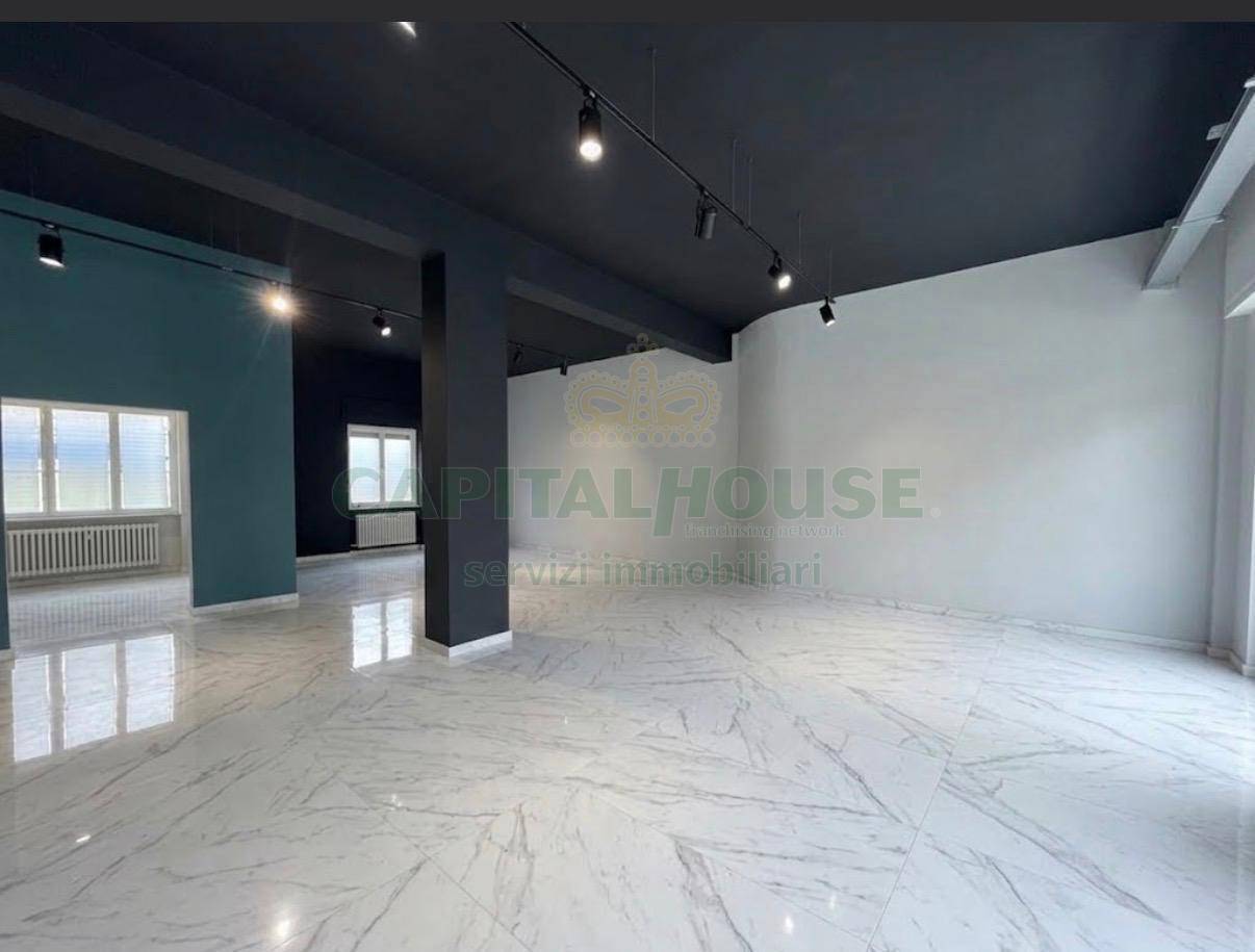 Commerciale in affitto a Avellino