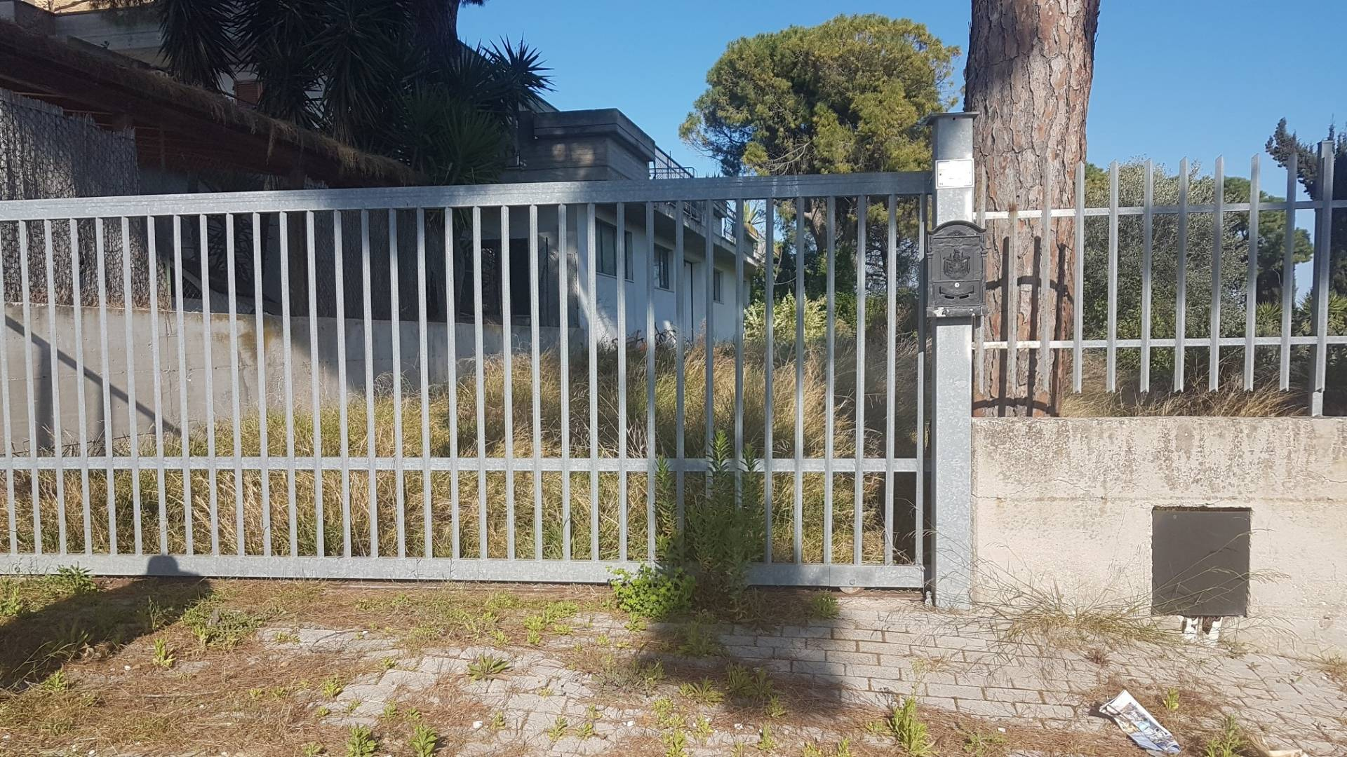 Locale commerciale in vendita a San Benedetto del Tronto