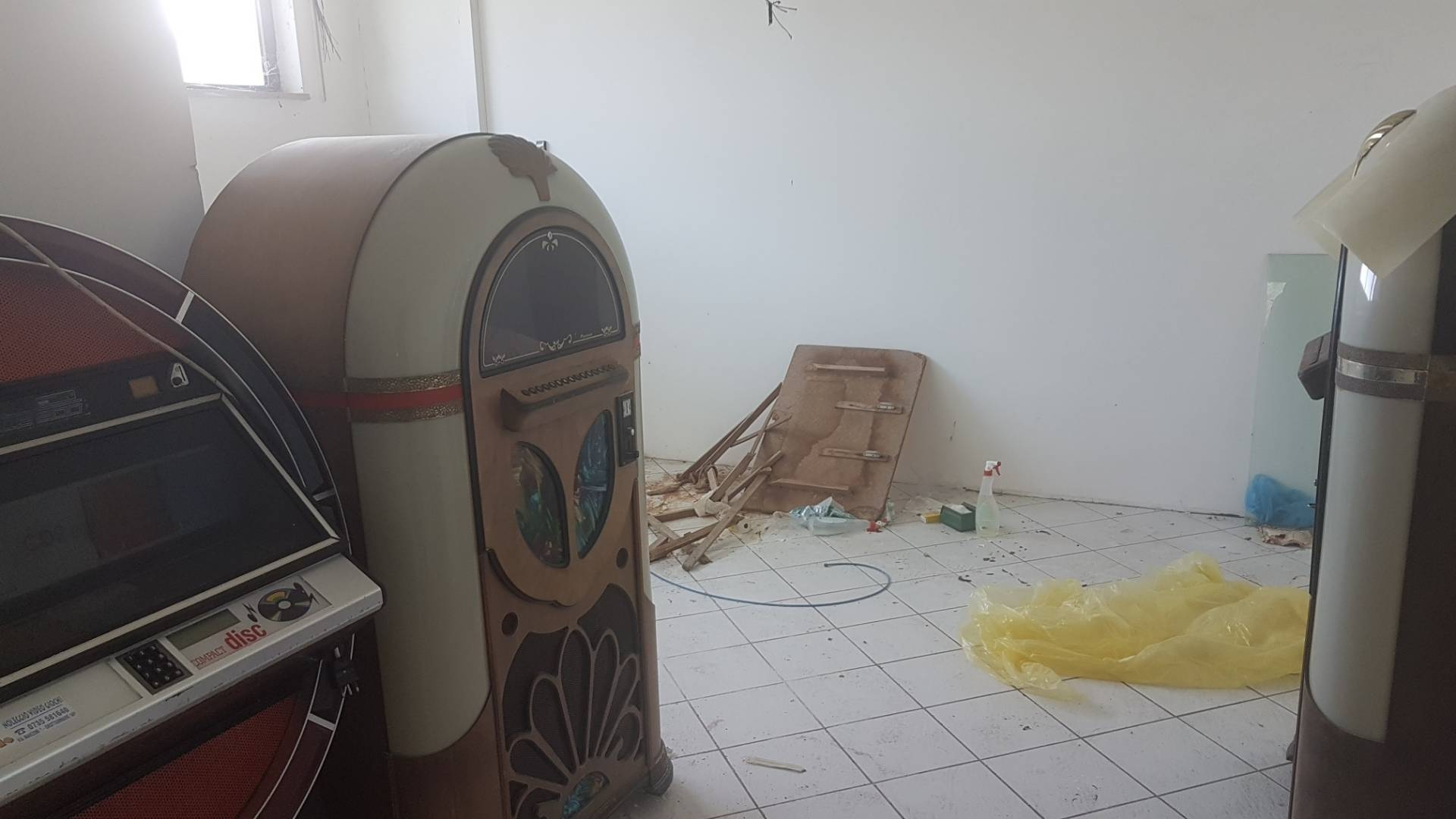 Locale commerciale in vendita a San Benedetto del Tronto