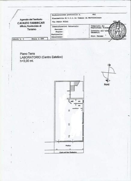 Locale commerciale in vendita a Martinsicuro, Villa Rosa