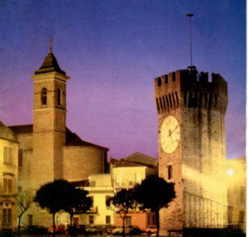 Locale commerciale in affitto a San Benedetto del Tronto