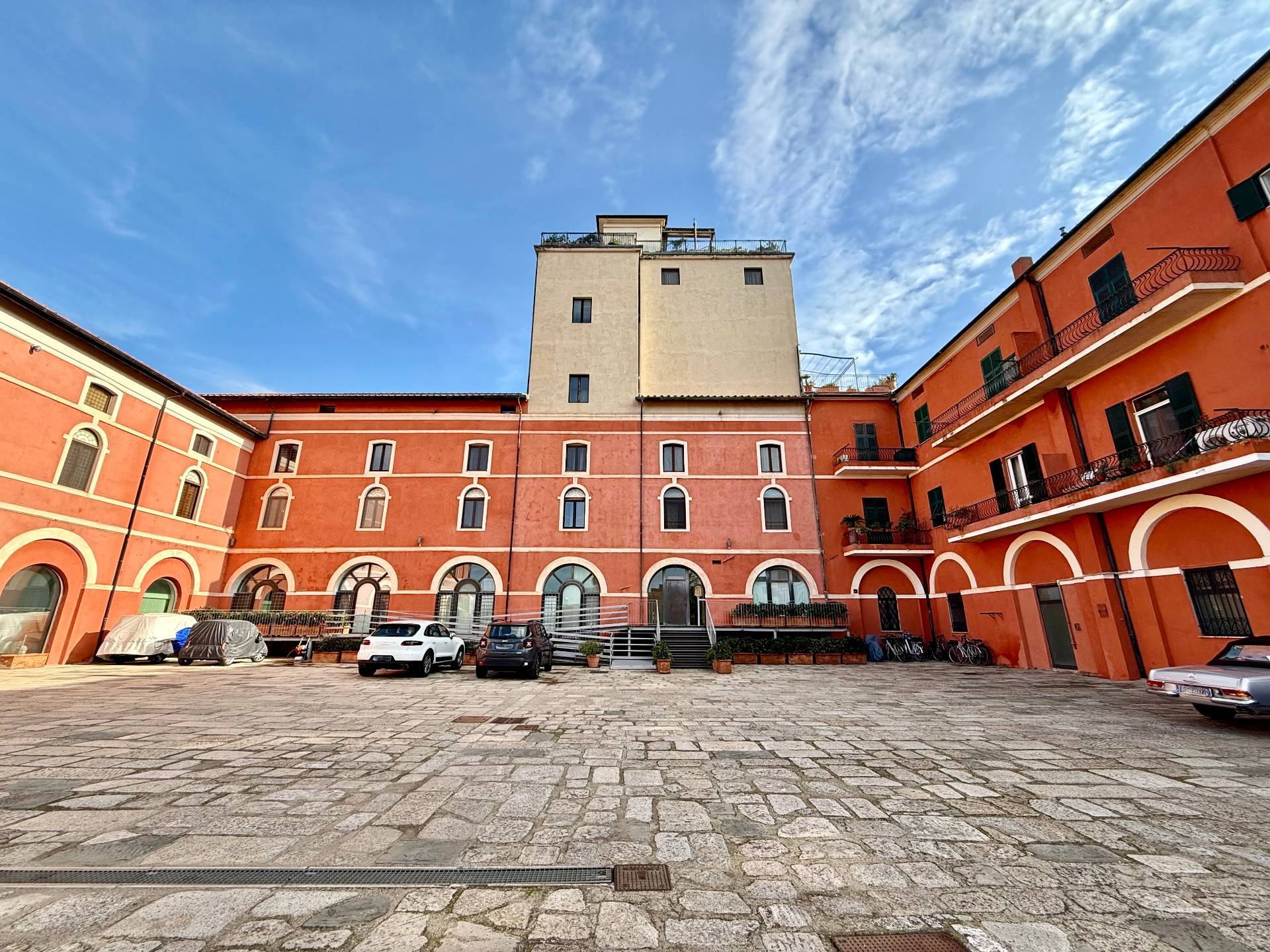 Bilocale in vendita, Orbetello centro storico