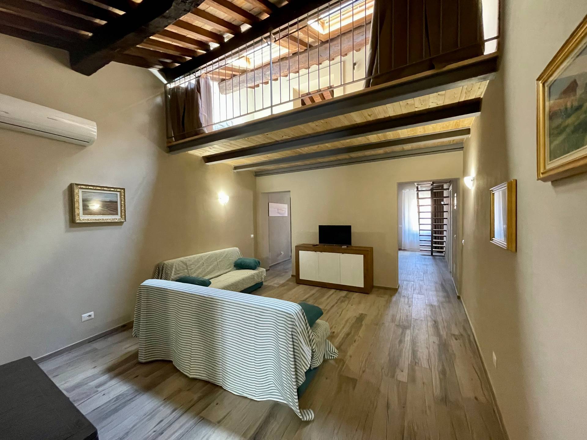 Appartamento in vendita a Orbetello, Centro storico