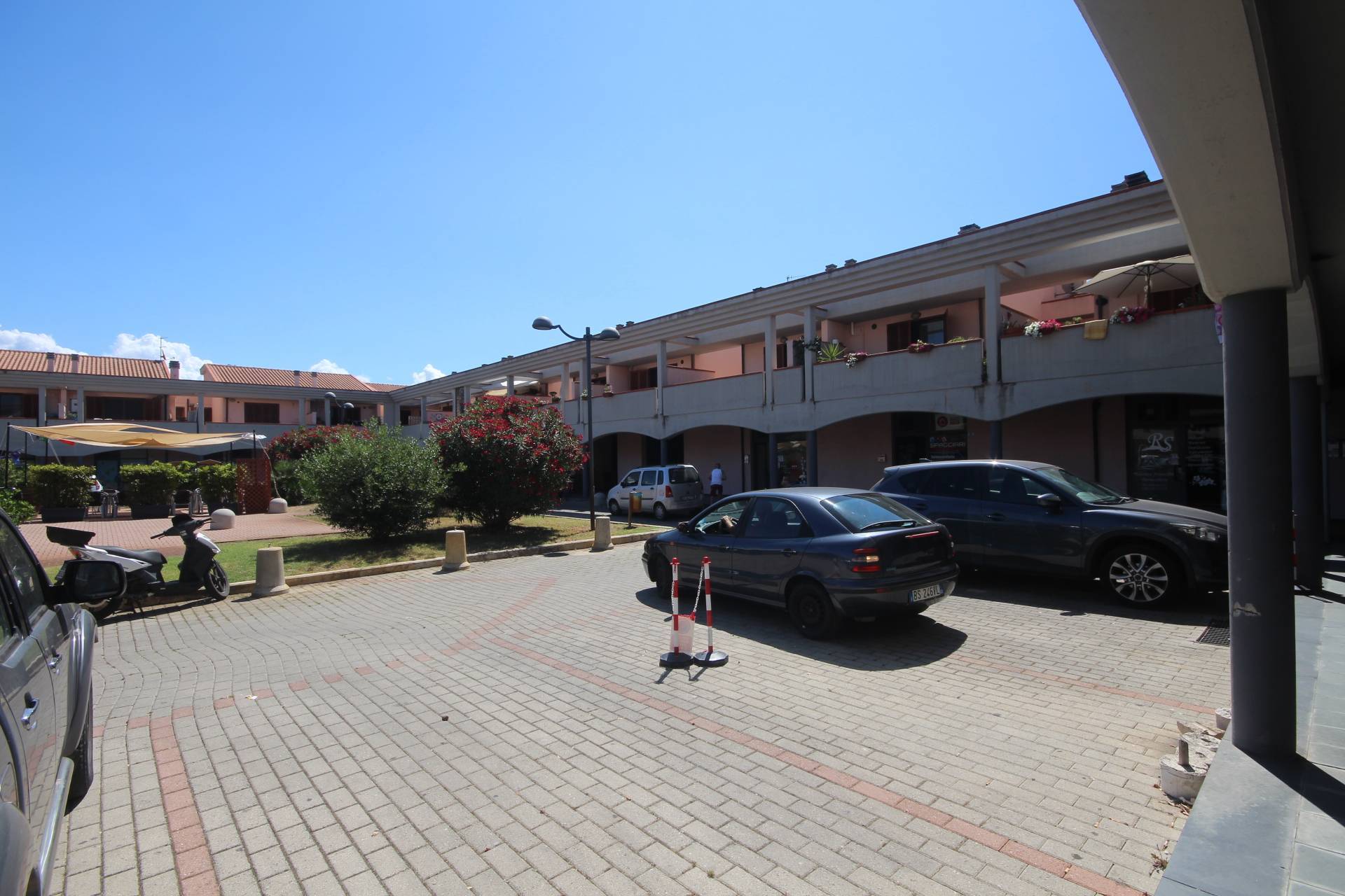 Locale commerciale in vendita a Orbetello, Orbetello Scalo