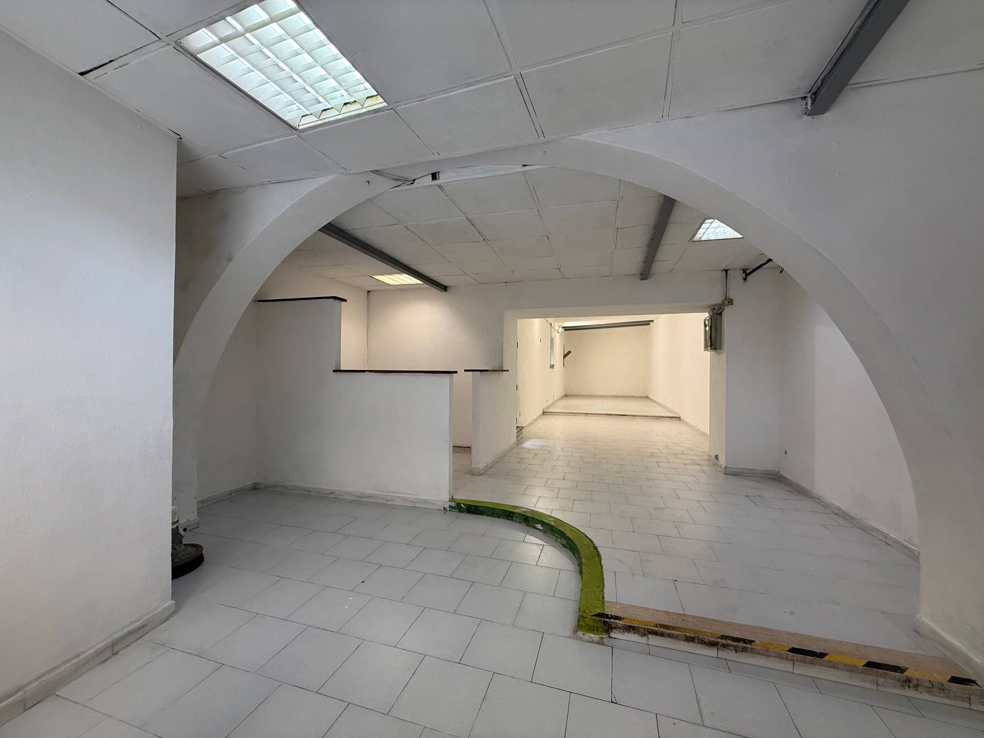 2 locali in vendita a Orbetello, Centro storico