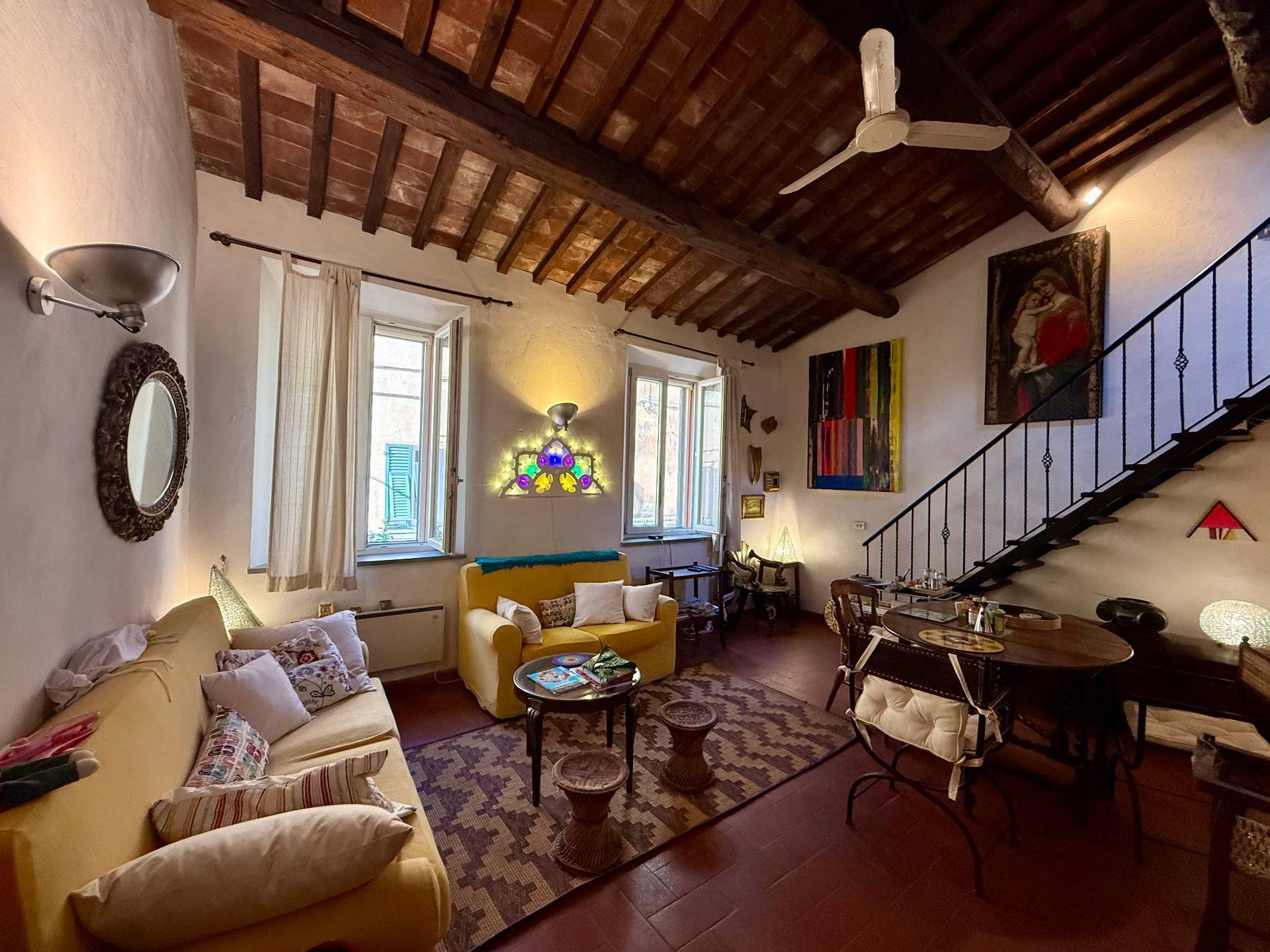 Appartamento indipendente in vendita a Orbetello, Centro storico