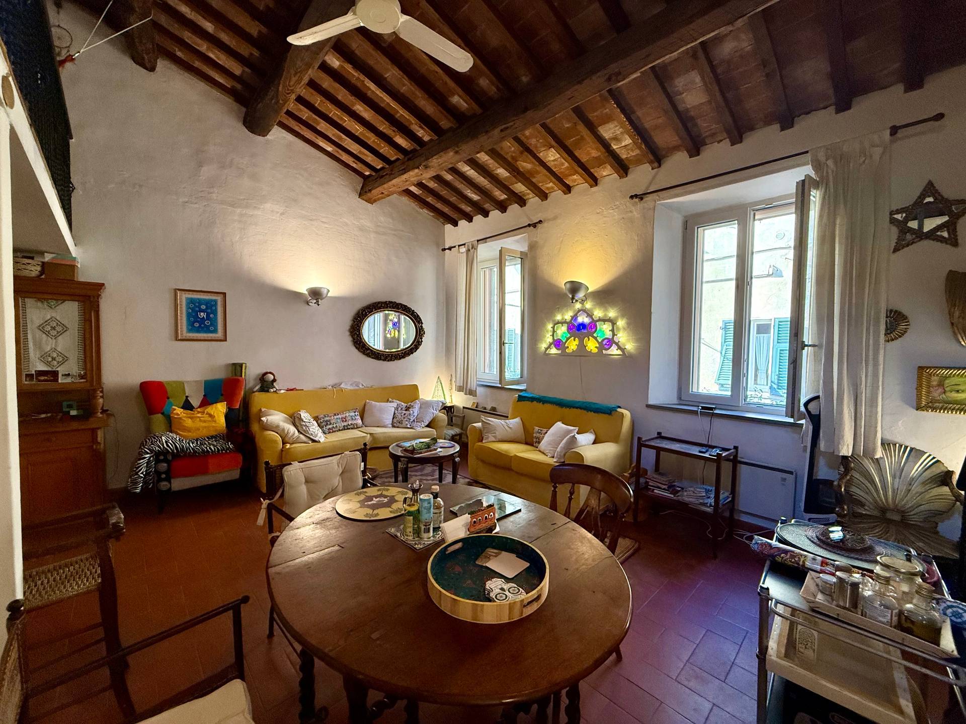 Appartamento indipendente in vendita a Orbetello, Centro storico