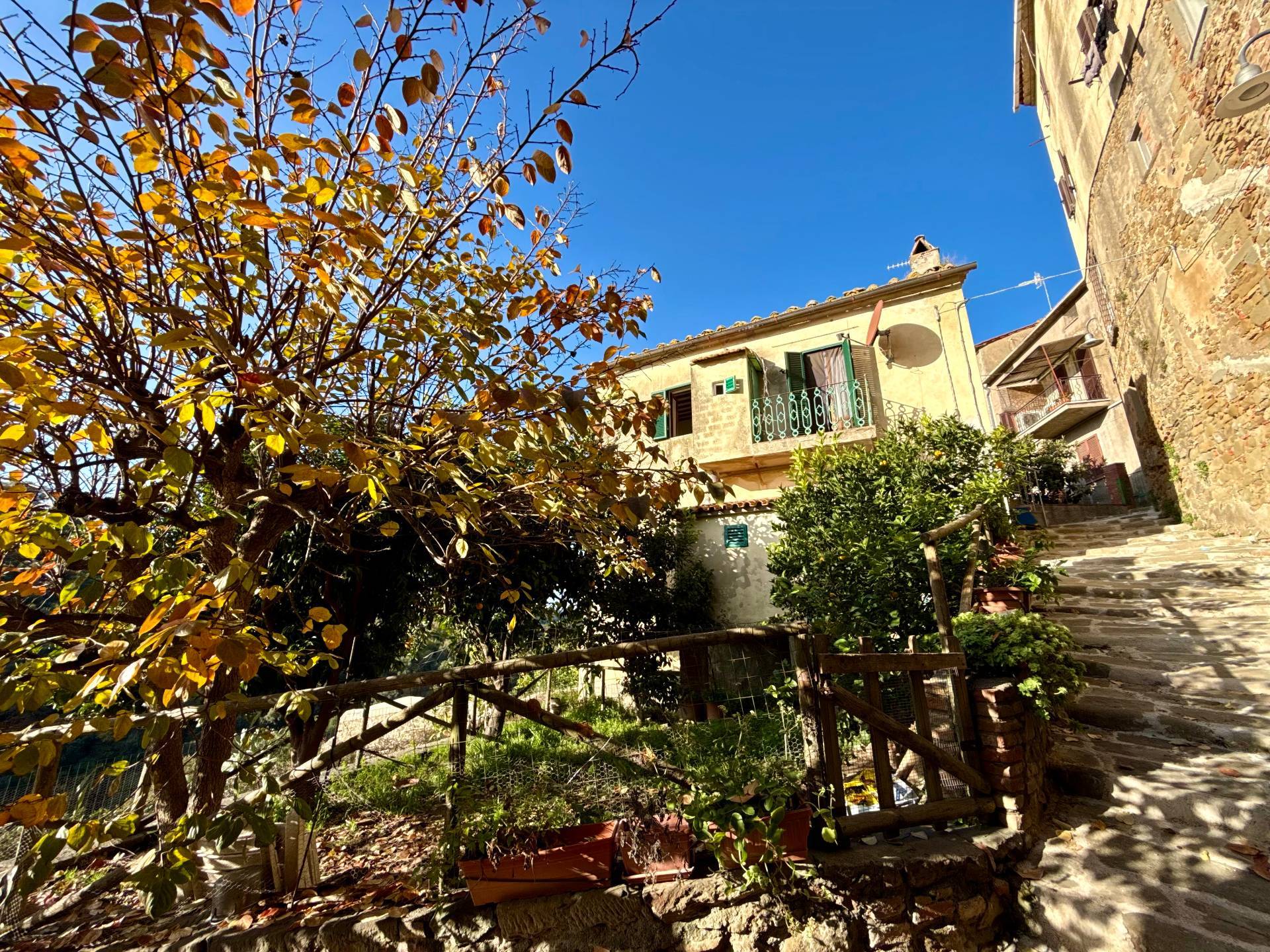 Casa indipendente in vendita a Magliano in Toscana, Pereta