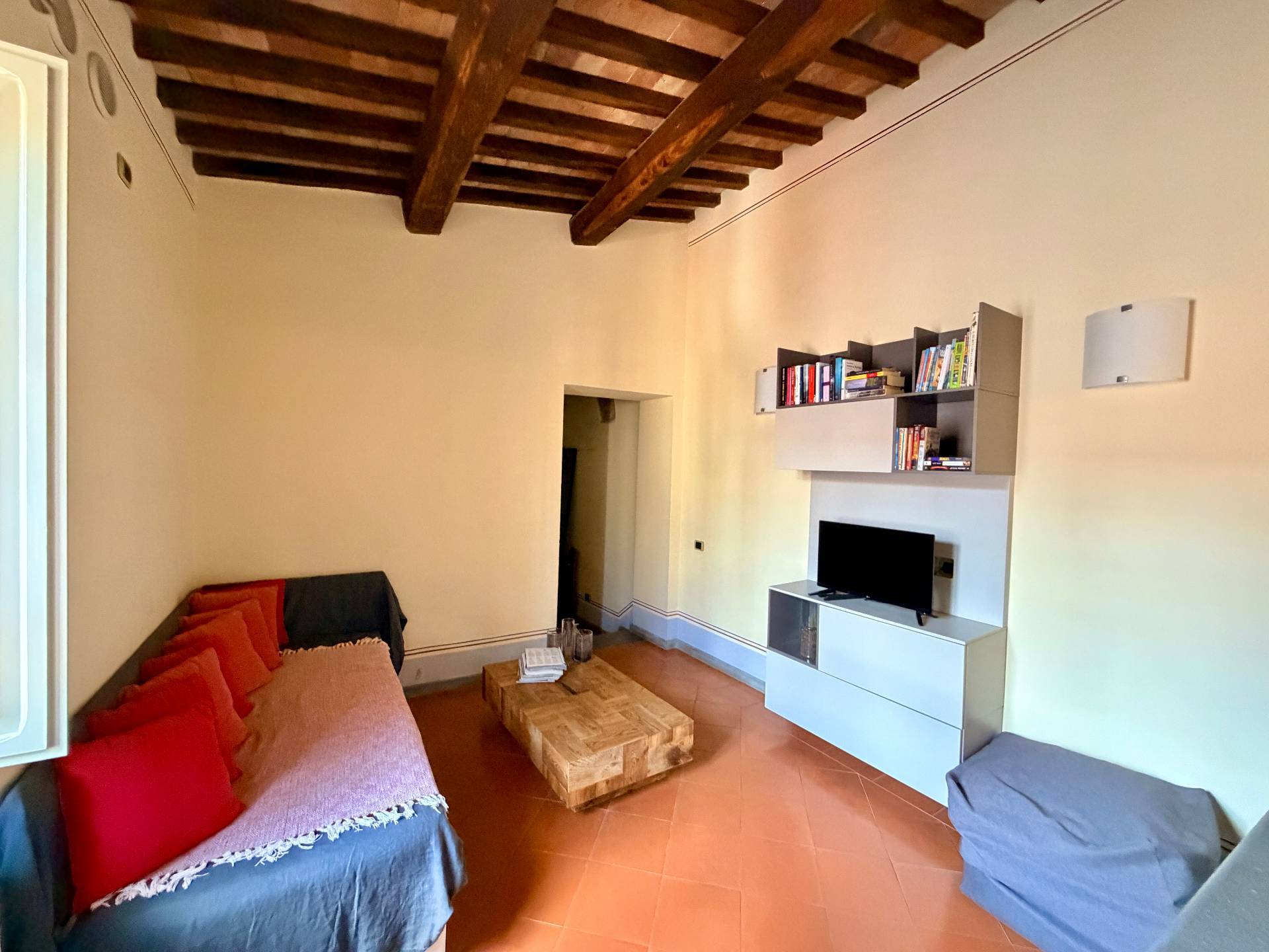 Appartamento in vendita a Orbetello, Centro storico