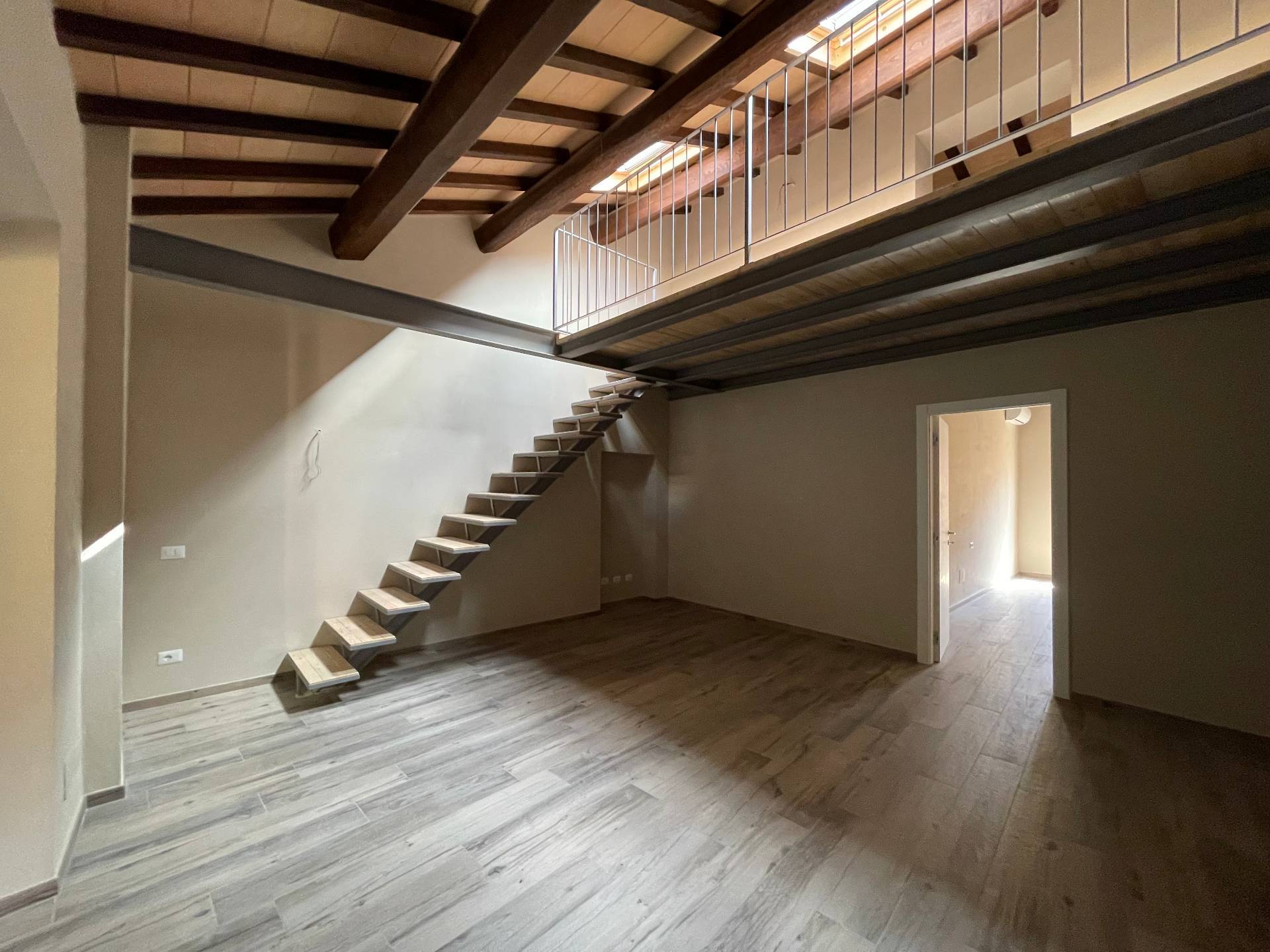 Appartamento in vendita a Orbetello, Centro storico