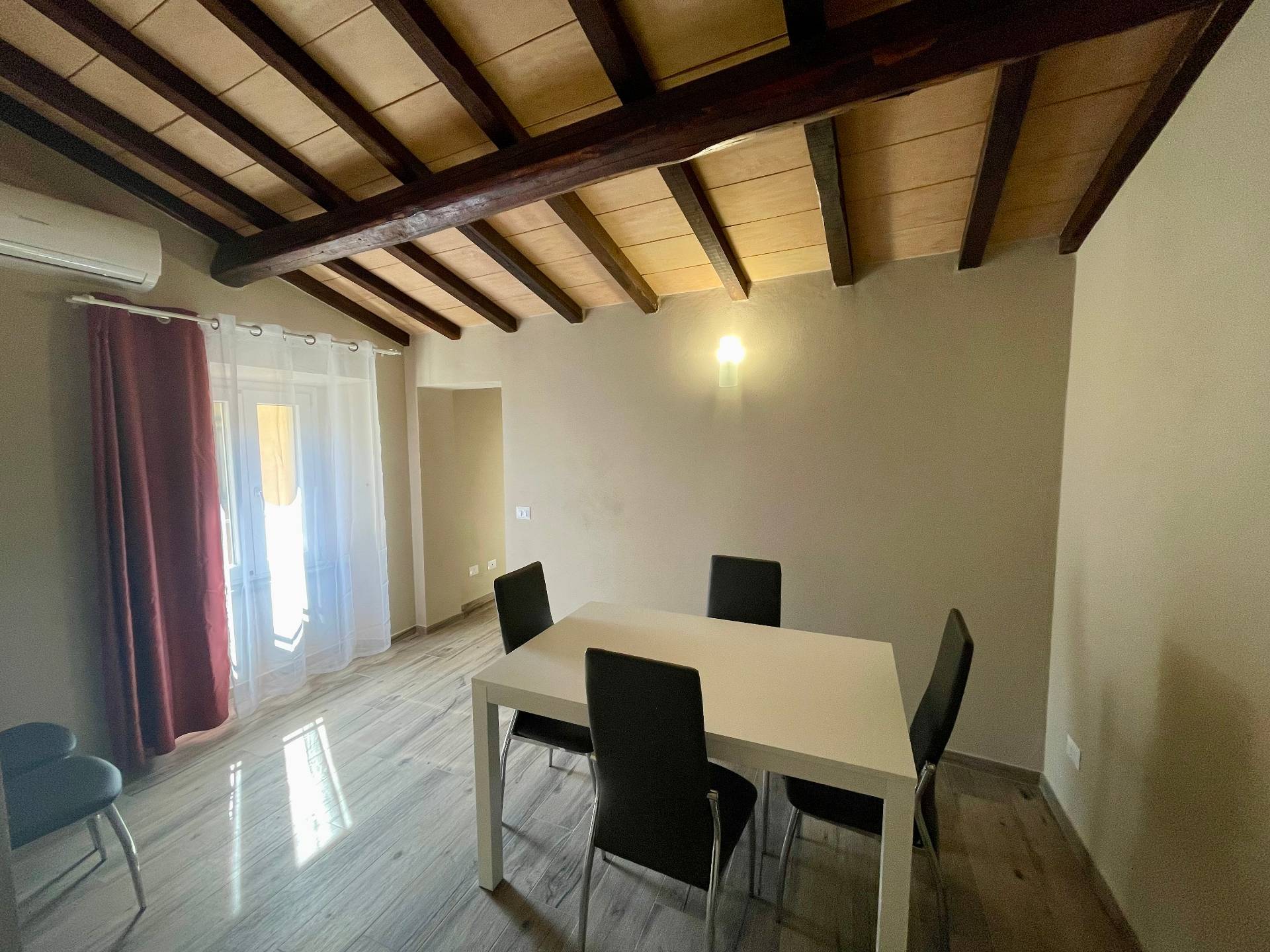 Appartamento in vendita a Orbetello, Centro storico