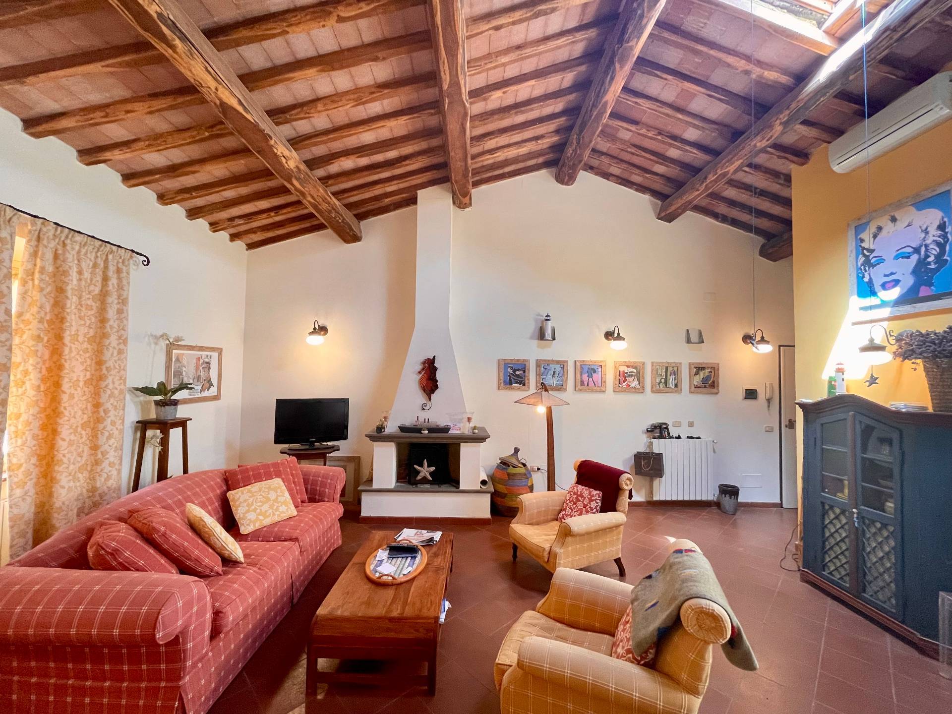 Appartamento in vendita a Orbetello, Centro storico