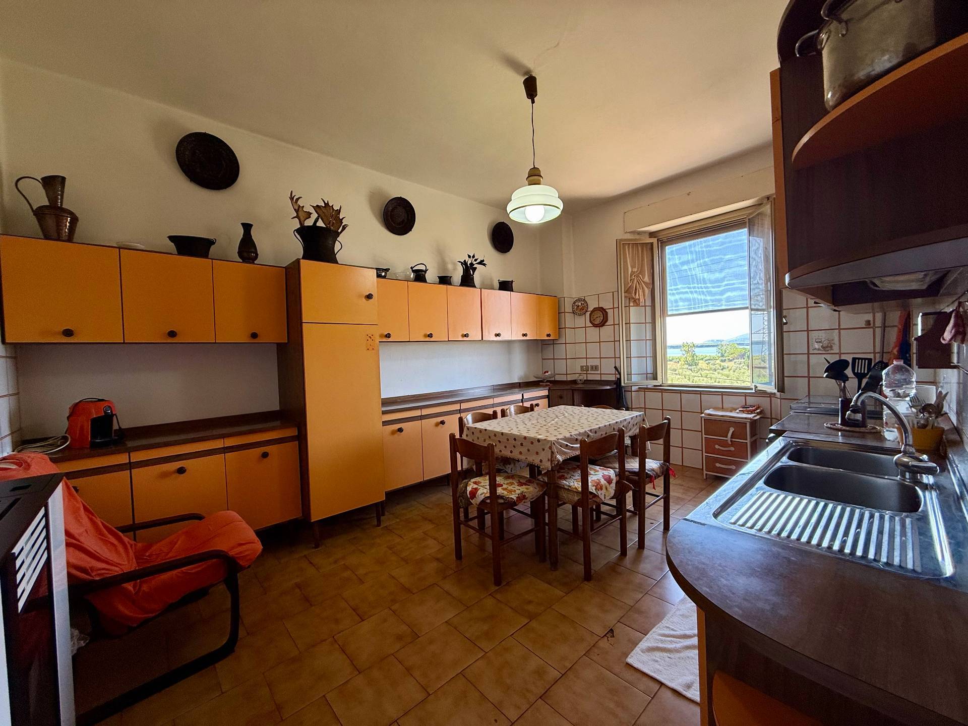 4 o pi locali in vendita a Orbetello, Orbetello Scalo