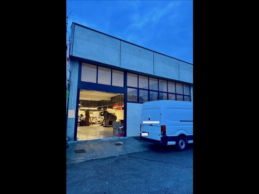 Magazzino in affitto, Firenze isolotto