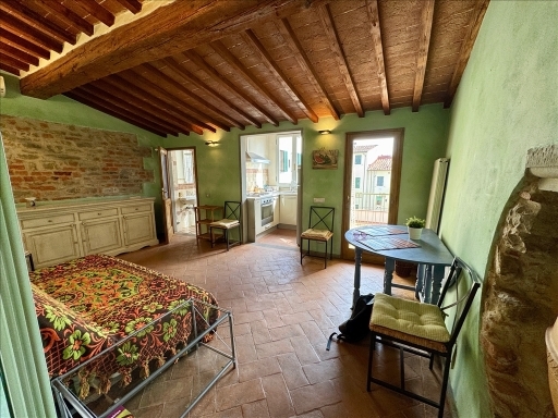 Bilocale con terrazzo, Firenze piazza santa maria novella-piazza ognissanti