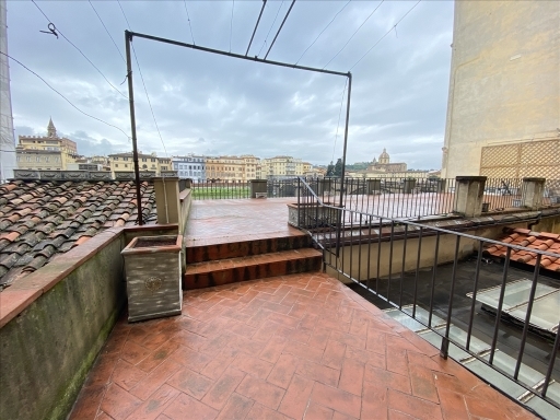 Appartamento con terrazzo, Firenze piazza del duomo-piazza della signoria