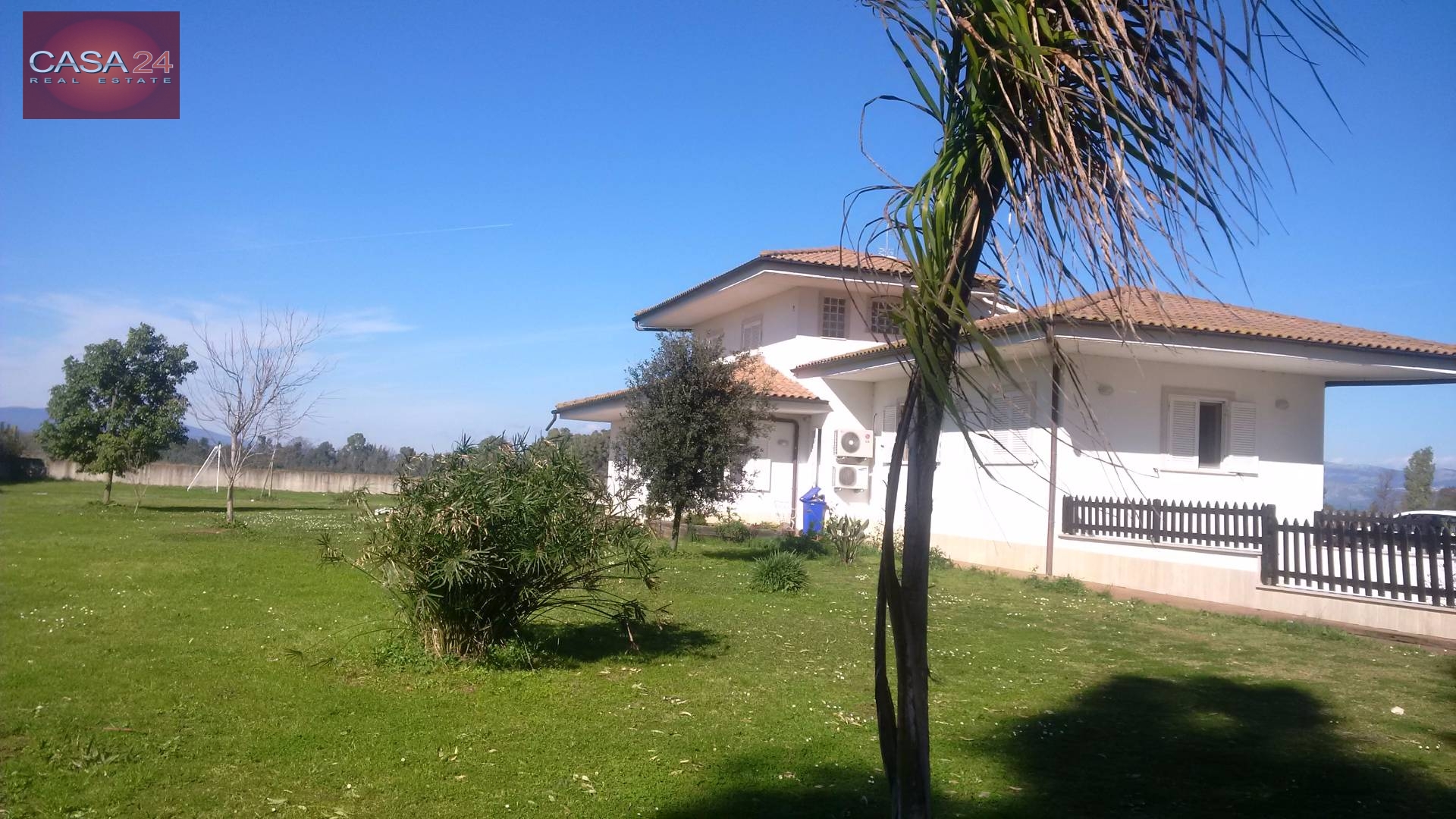 Villa con terrazzo, Latina borgo santa maria