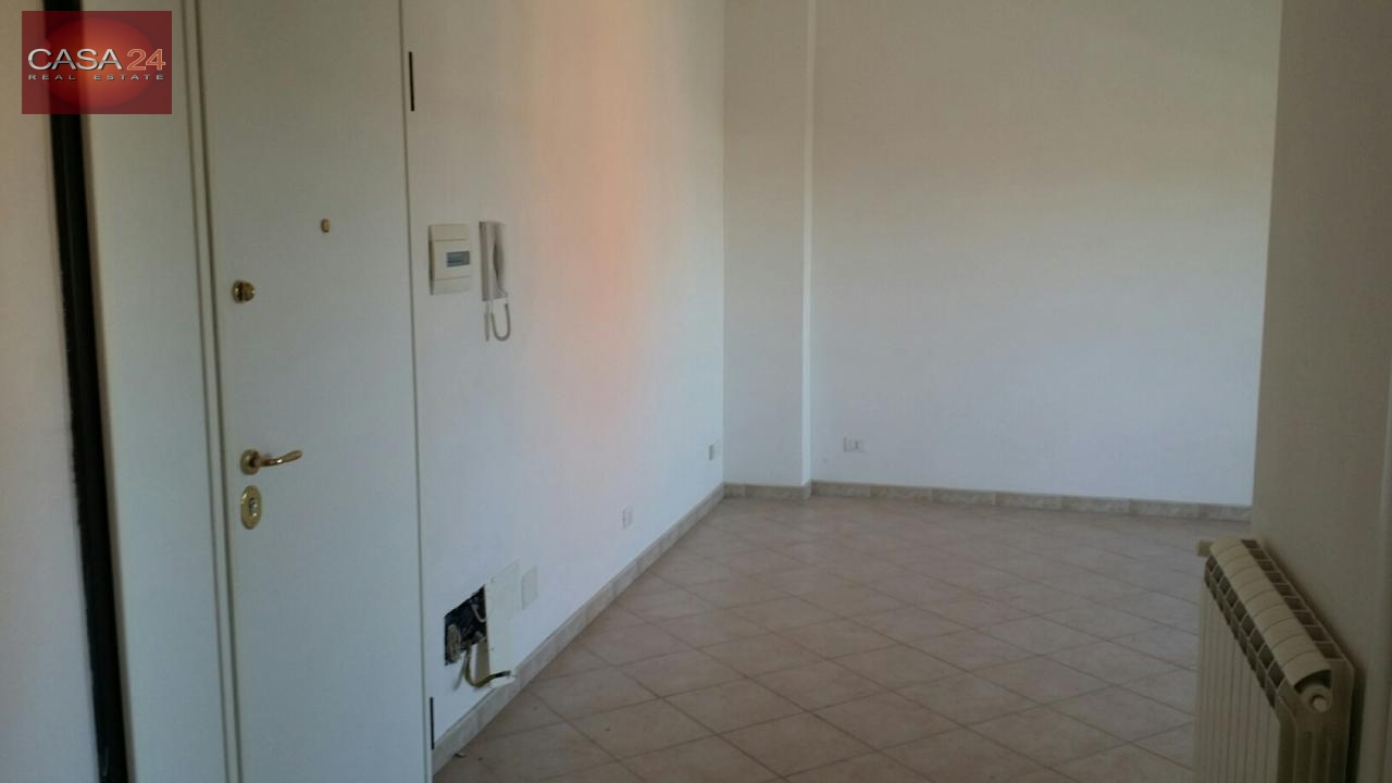 Appartamento in vendita a Latina, R0 Zona Centrale