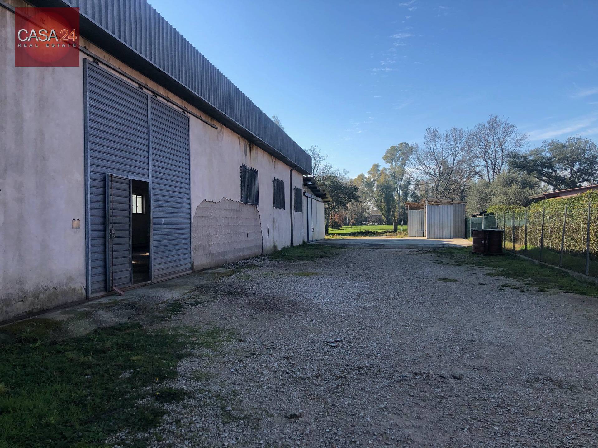 Capannone Artigianale in vendita a Sabaudia, Colle D'Alba