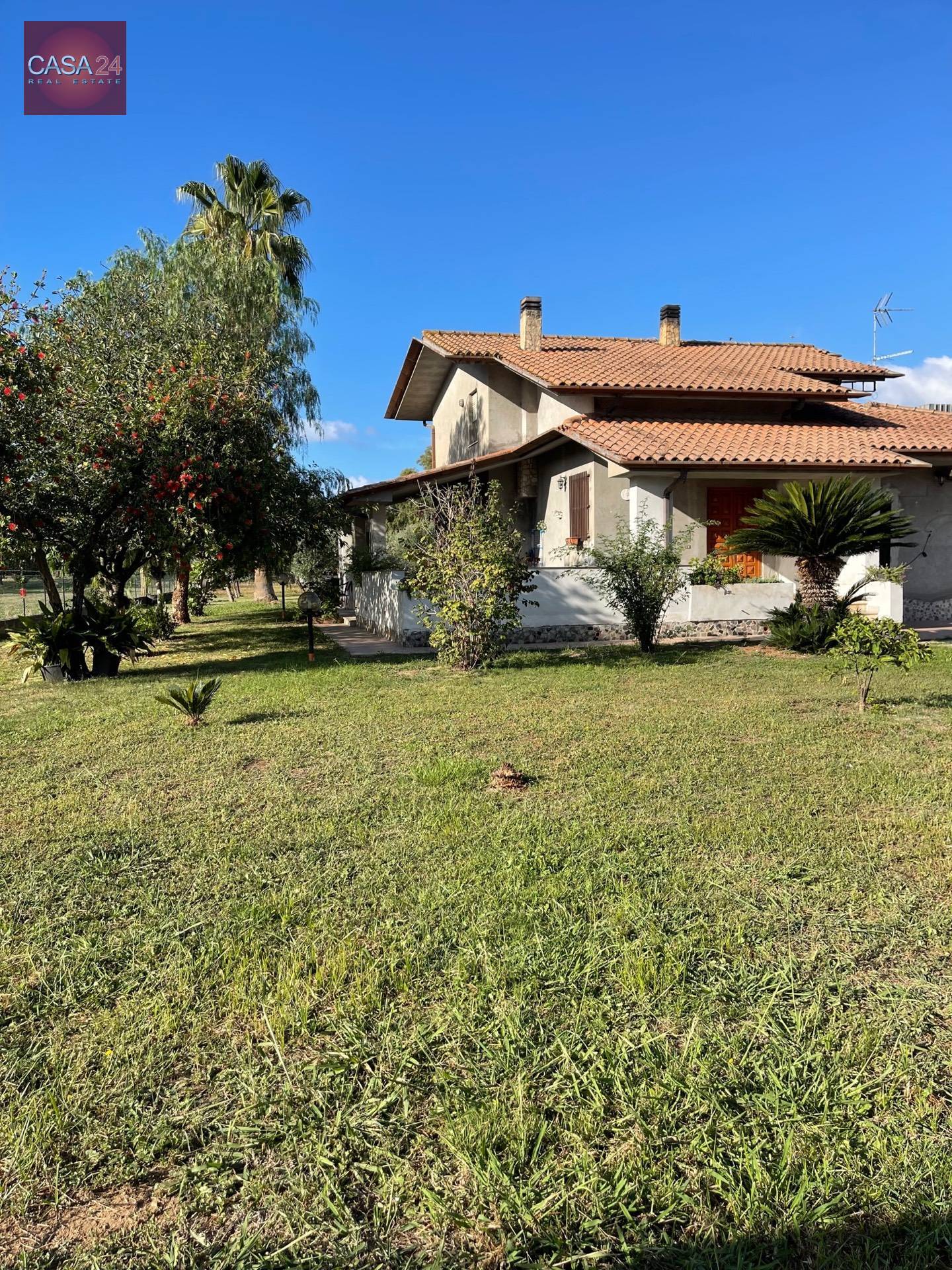 Villa in vendita a Sabaudia, Colle D'Alba