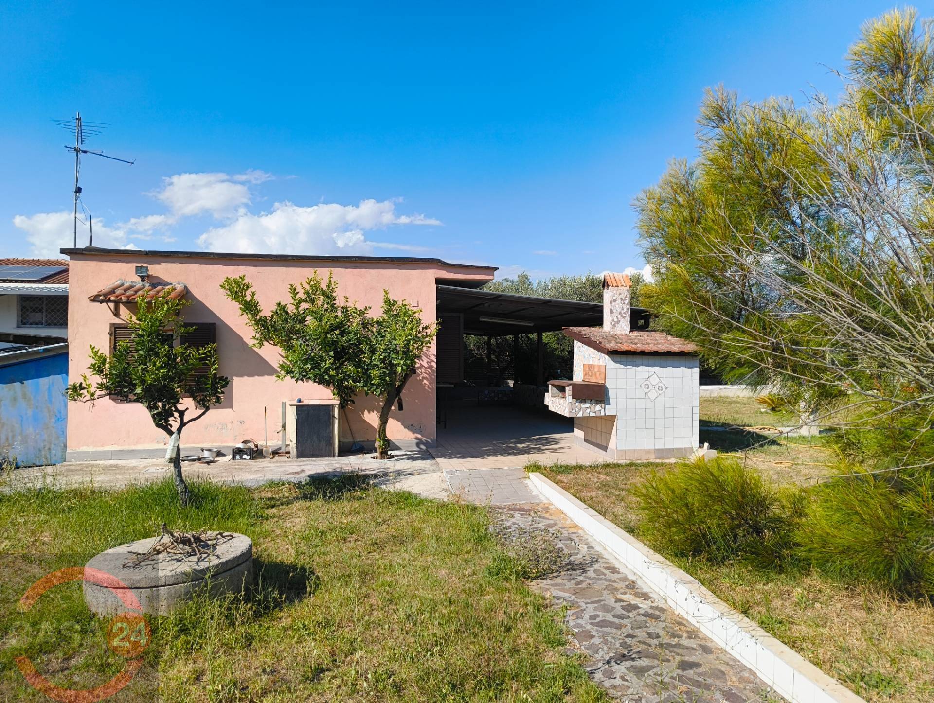 Casa singola in vendita a Latina