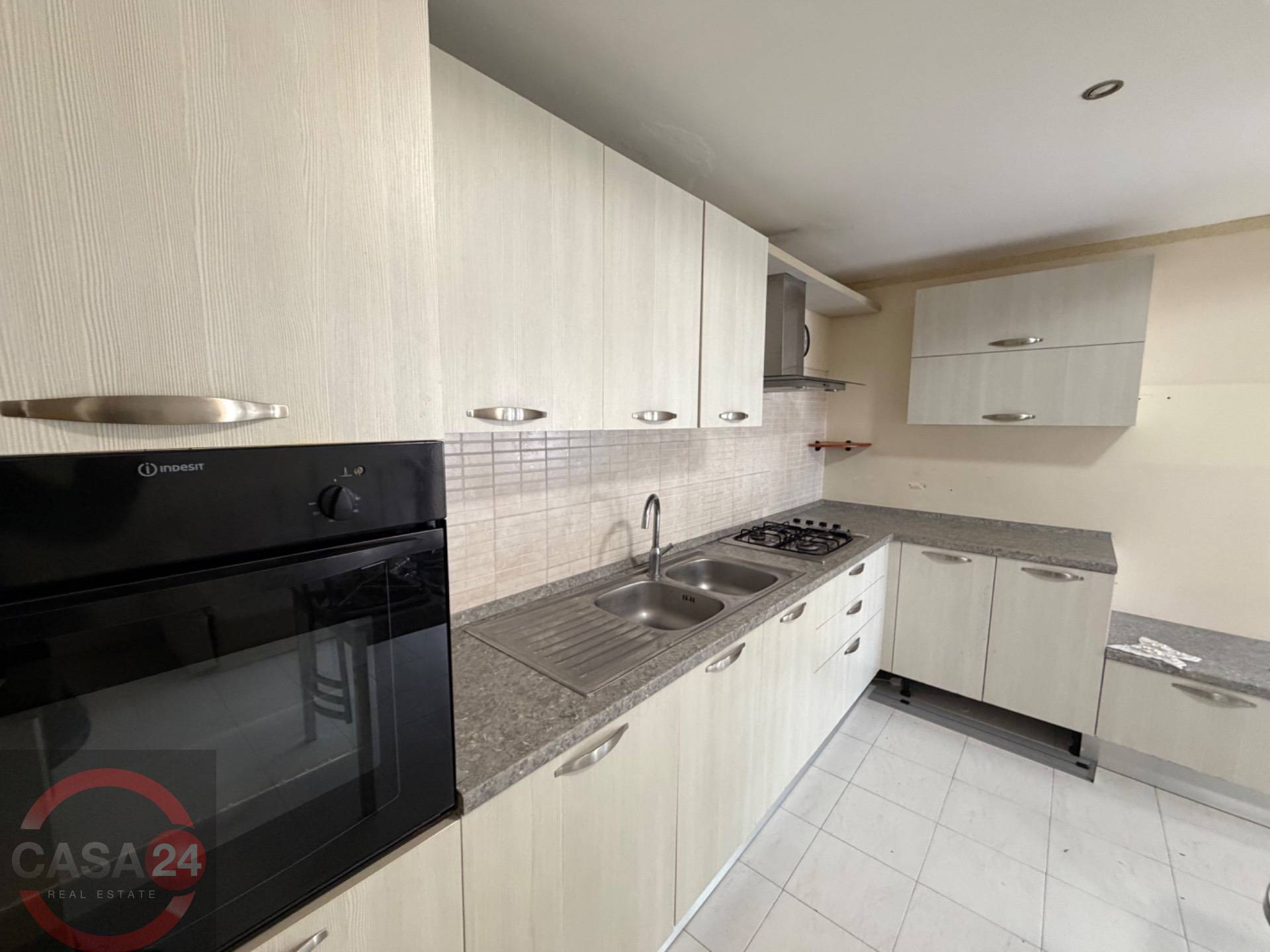 Appartamento in vendita a Latina, Latina Scalo