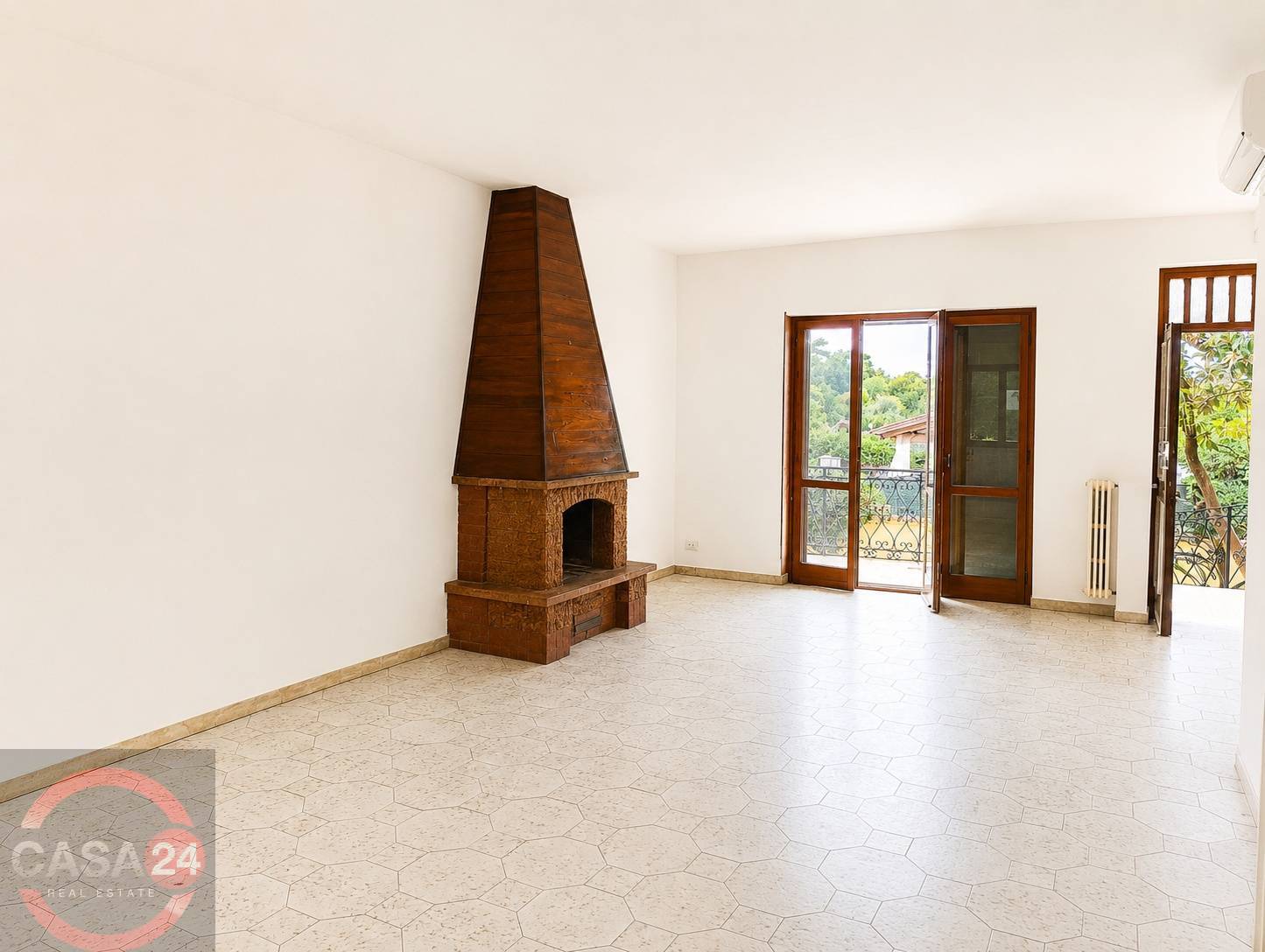 Villa in vendita a Latina