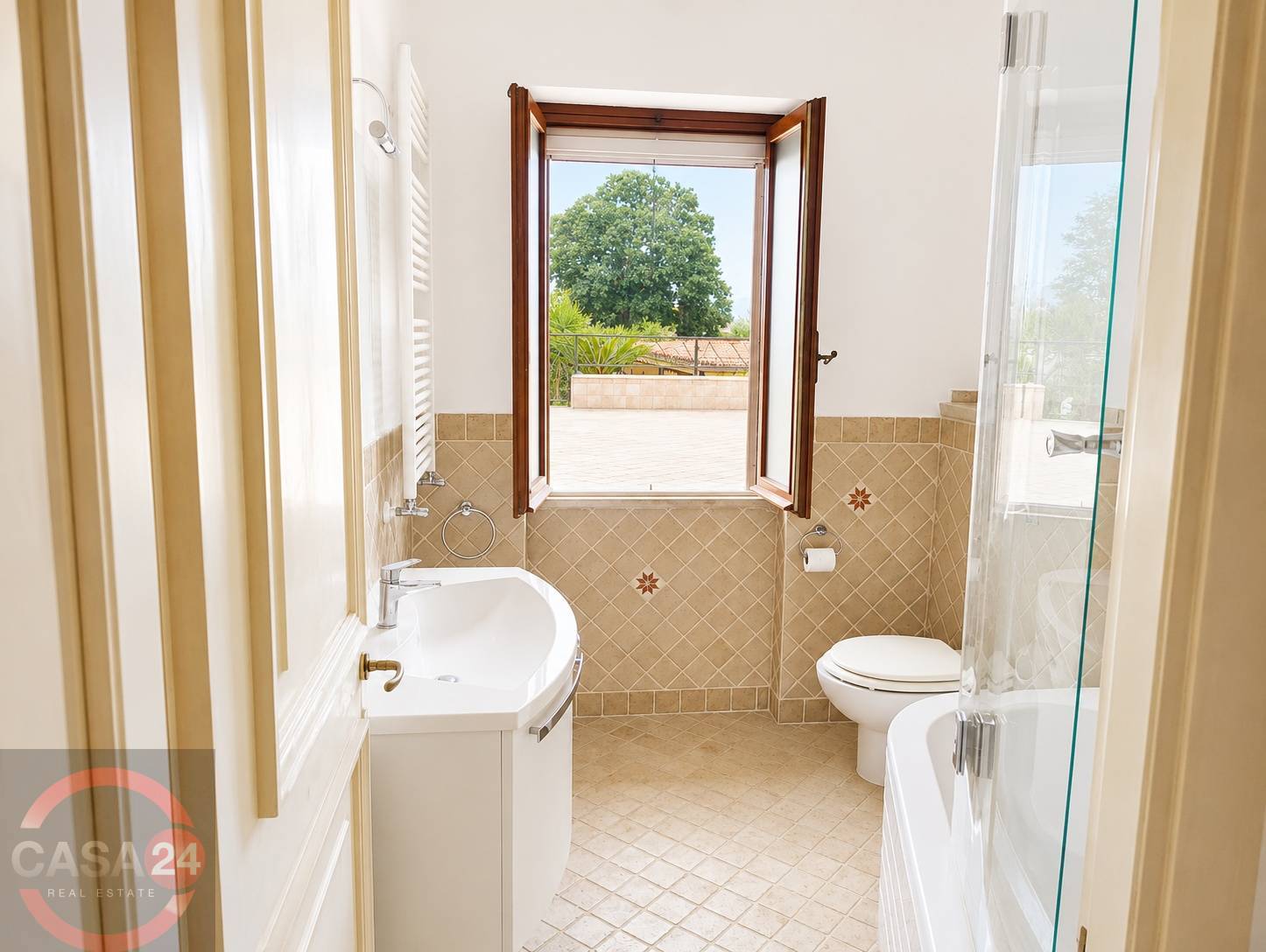 Villa in vendita a Latina