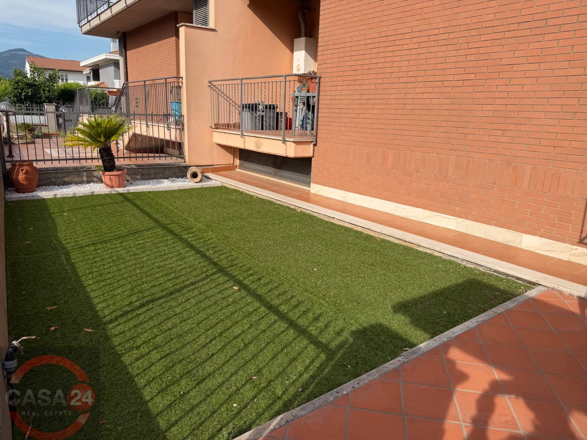 Villa in vendita a Latina, Latina Scalo