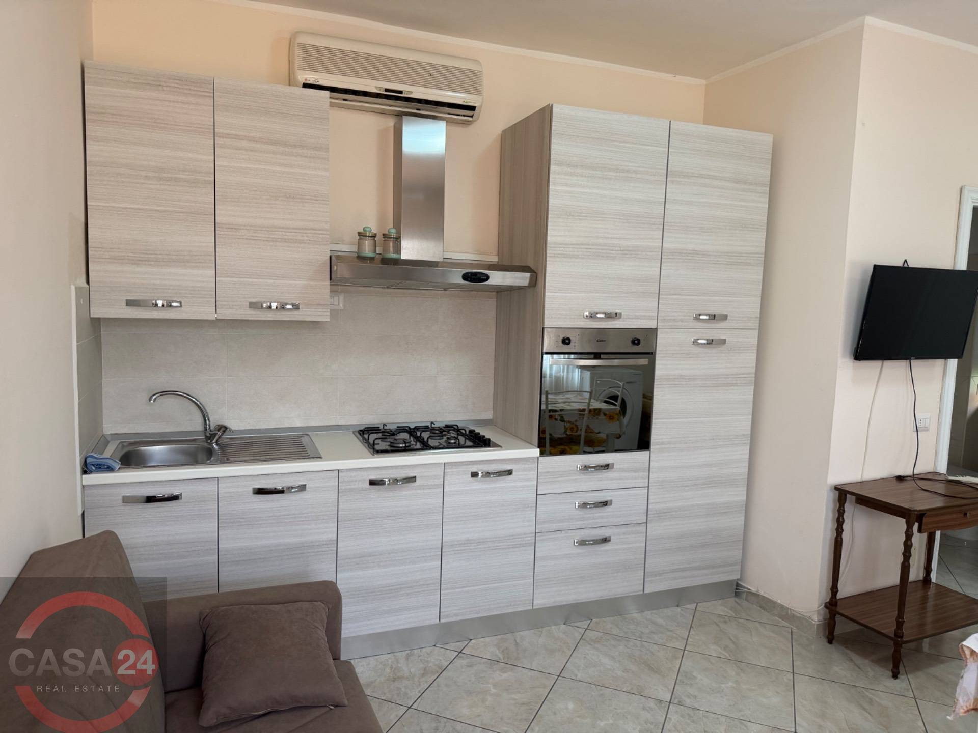 Appartamento con giardino in vendita a Latina, Latina Scalo