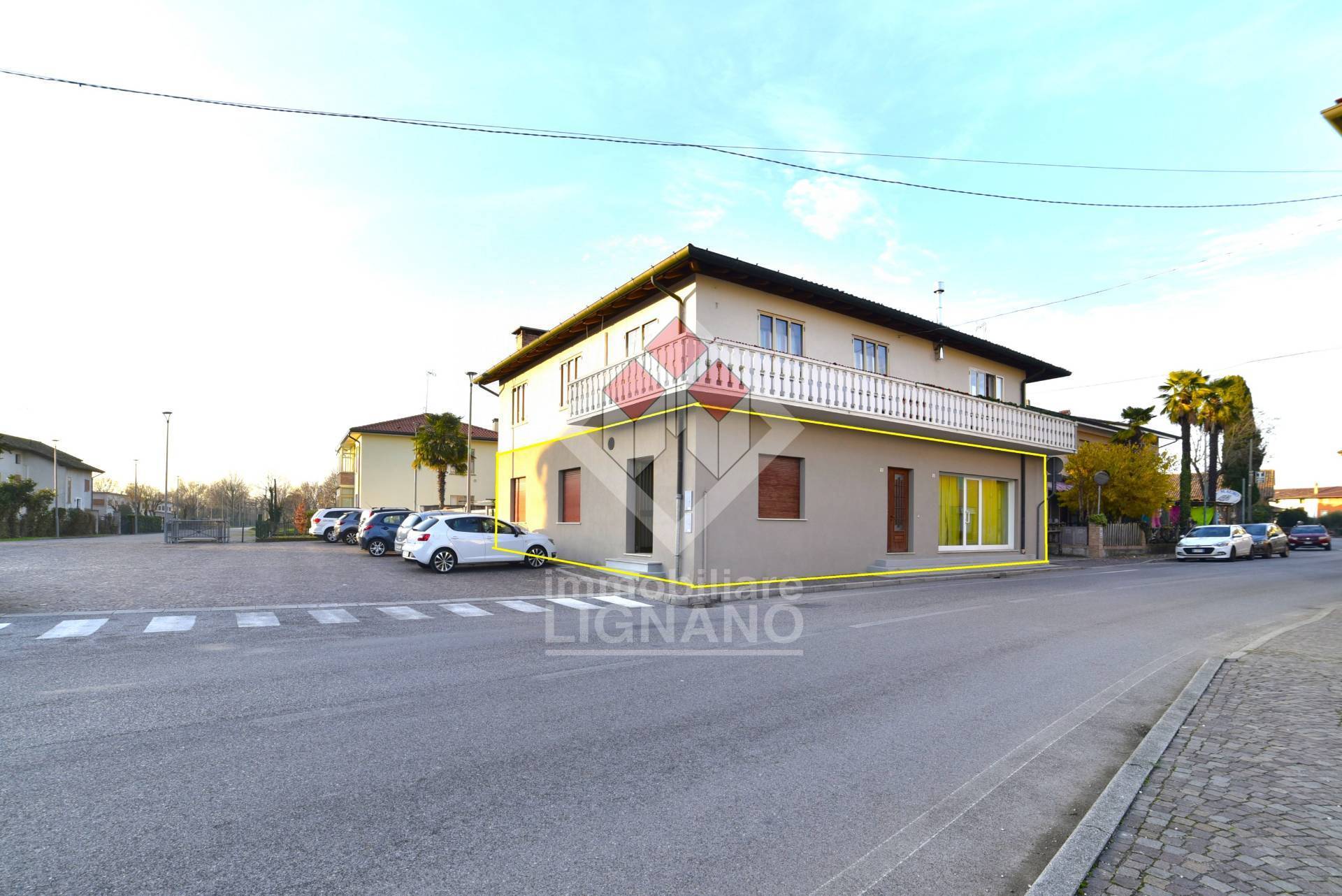 Locale commerciale in vendita a Palazzolo dello Stella, Piancada