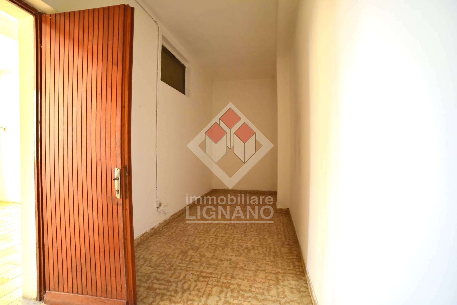 Locale commerciale in vendita a Palazzolo dello Stella, Piancada