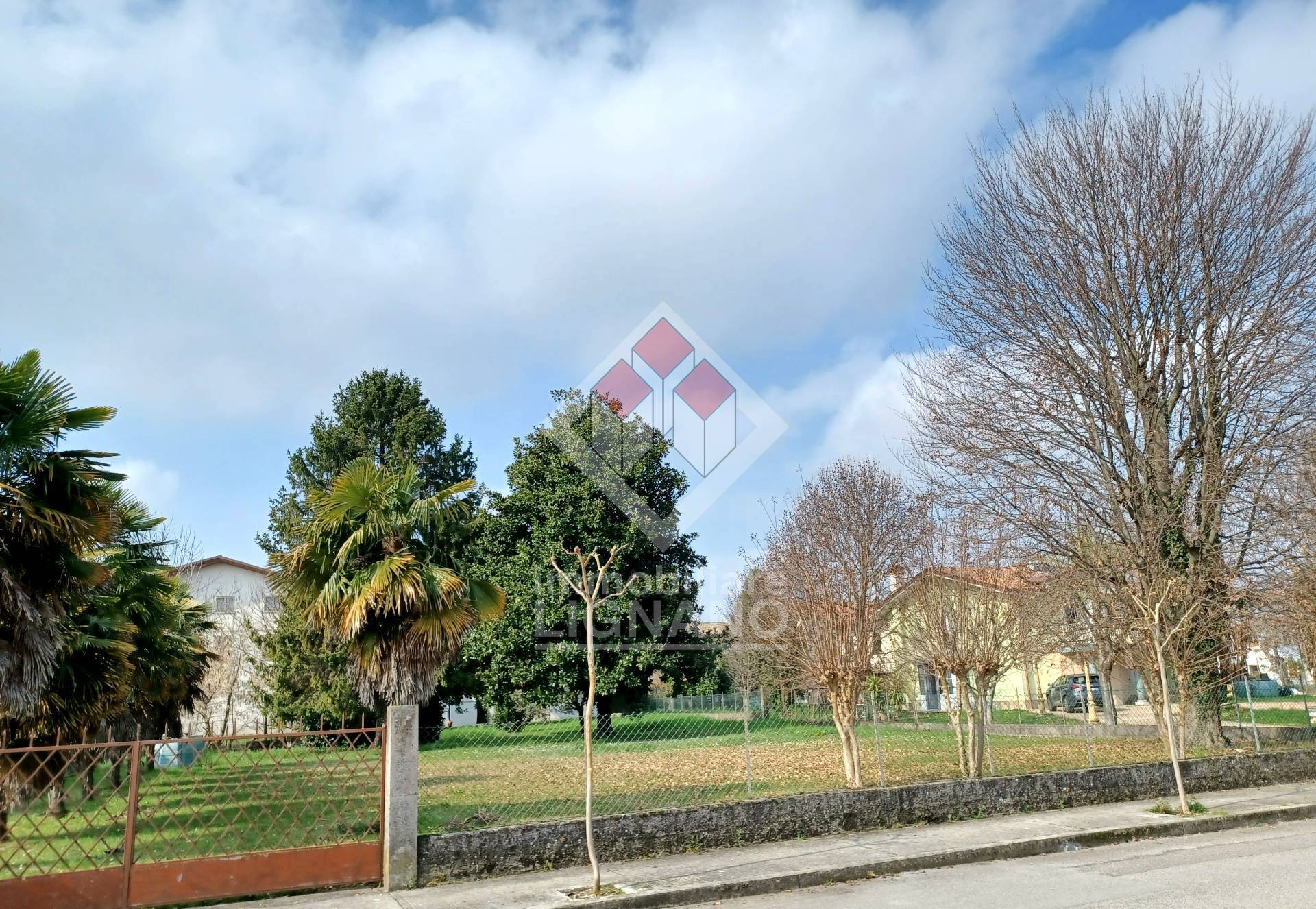 Terreno edificabile in vendita a Ronchis