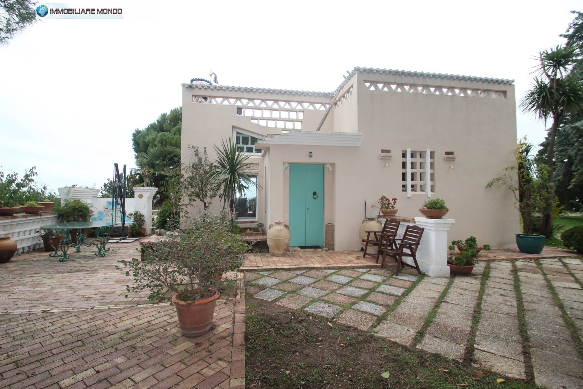 Casale in vendita a San Martino in Pensilis