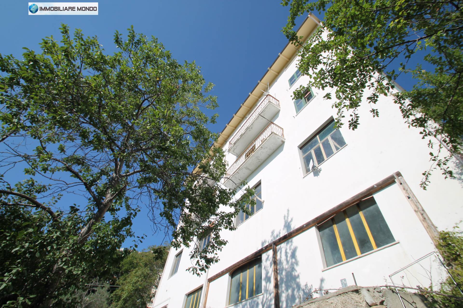 Stabile - Palazzo in vendita a Castelmauro