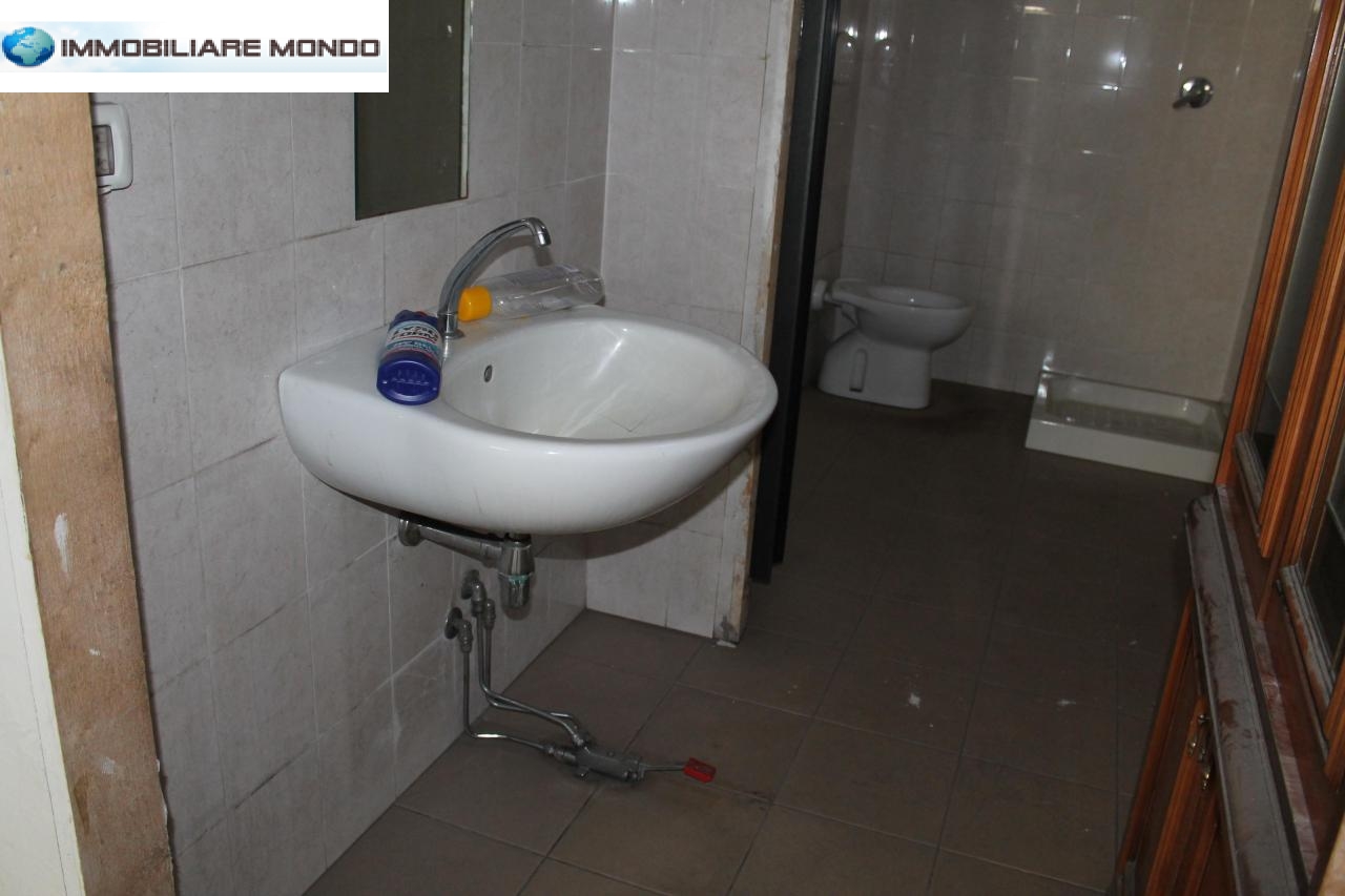 Capannone in affitto a Termoli