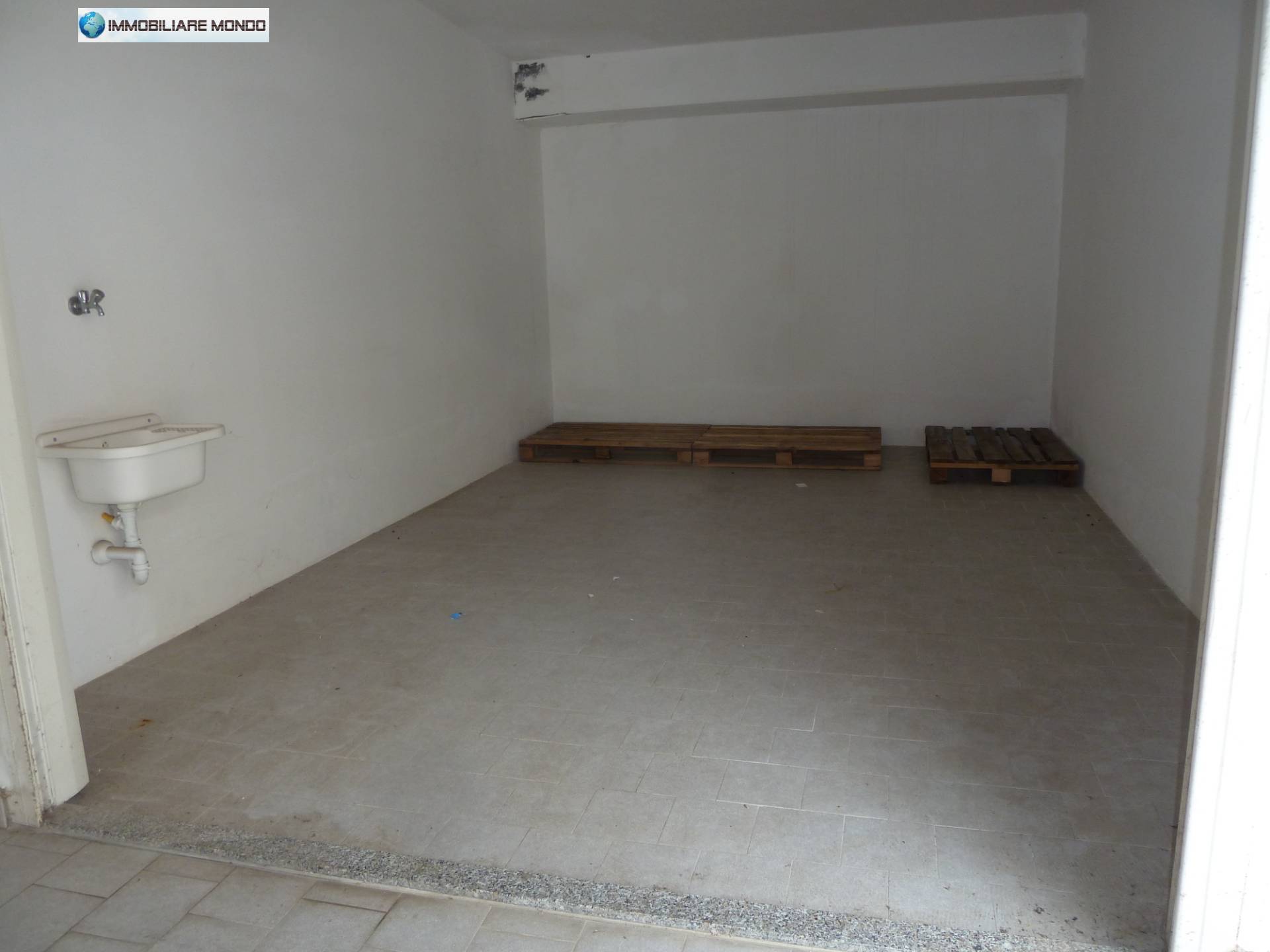 Box o garage in affitto a Termoli, San Pietro