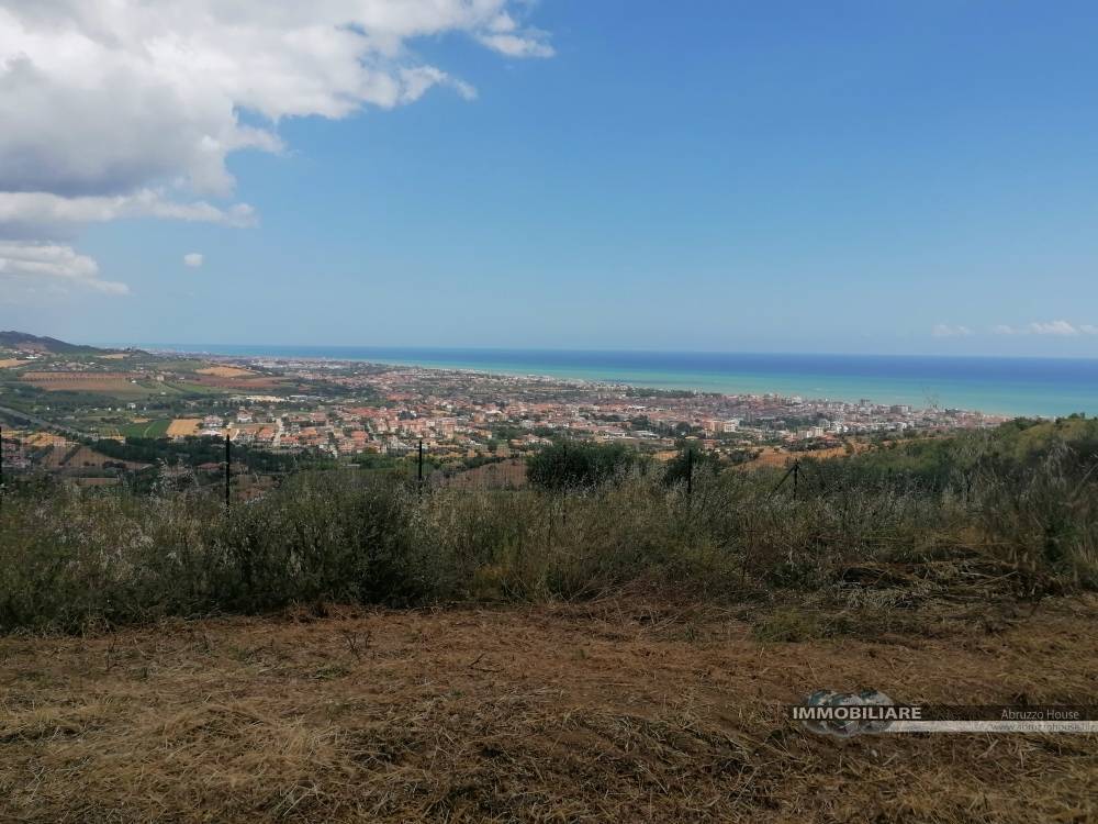 Terreno Agricolo in vendita a Tortoreto, Tortoreto Alta