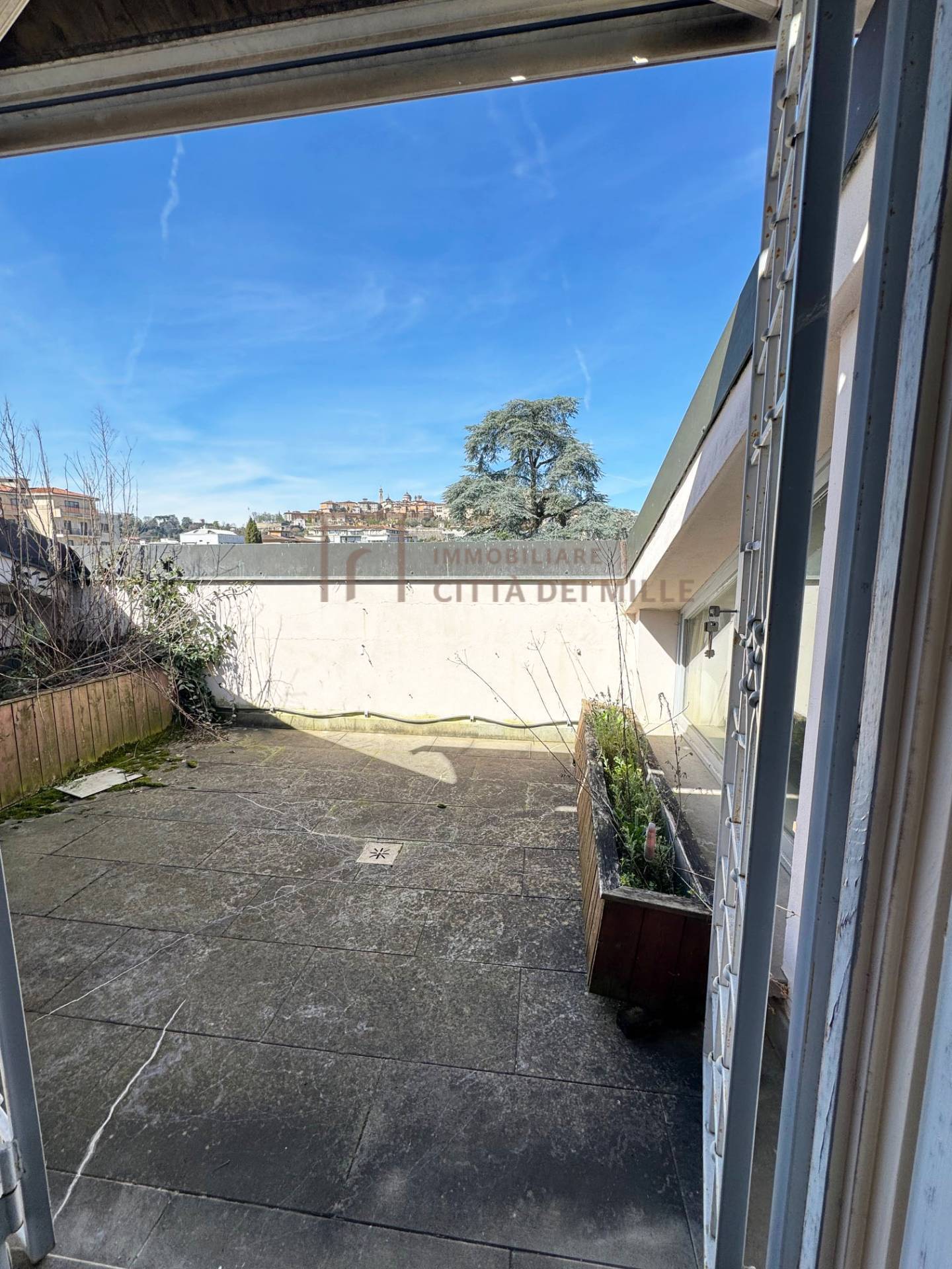 Quadrilocale in vendita a Bergamo, Centralissimo