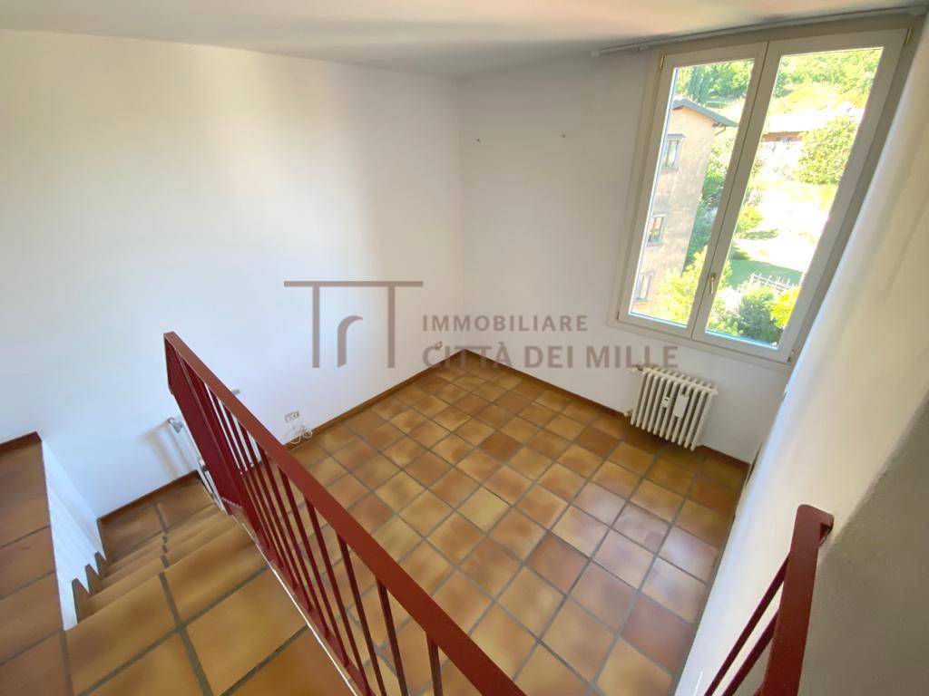 Quadrilocale in vendita a Bergamo, Citt Alta