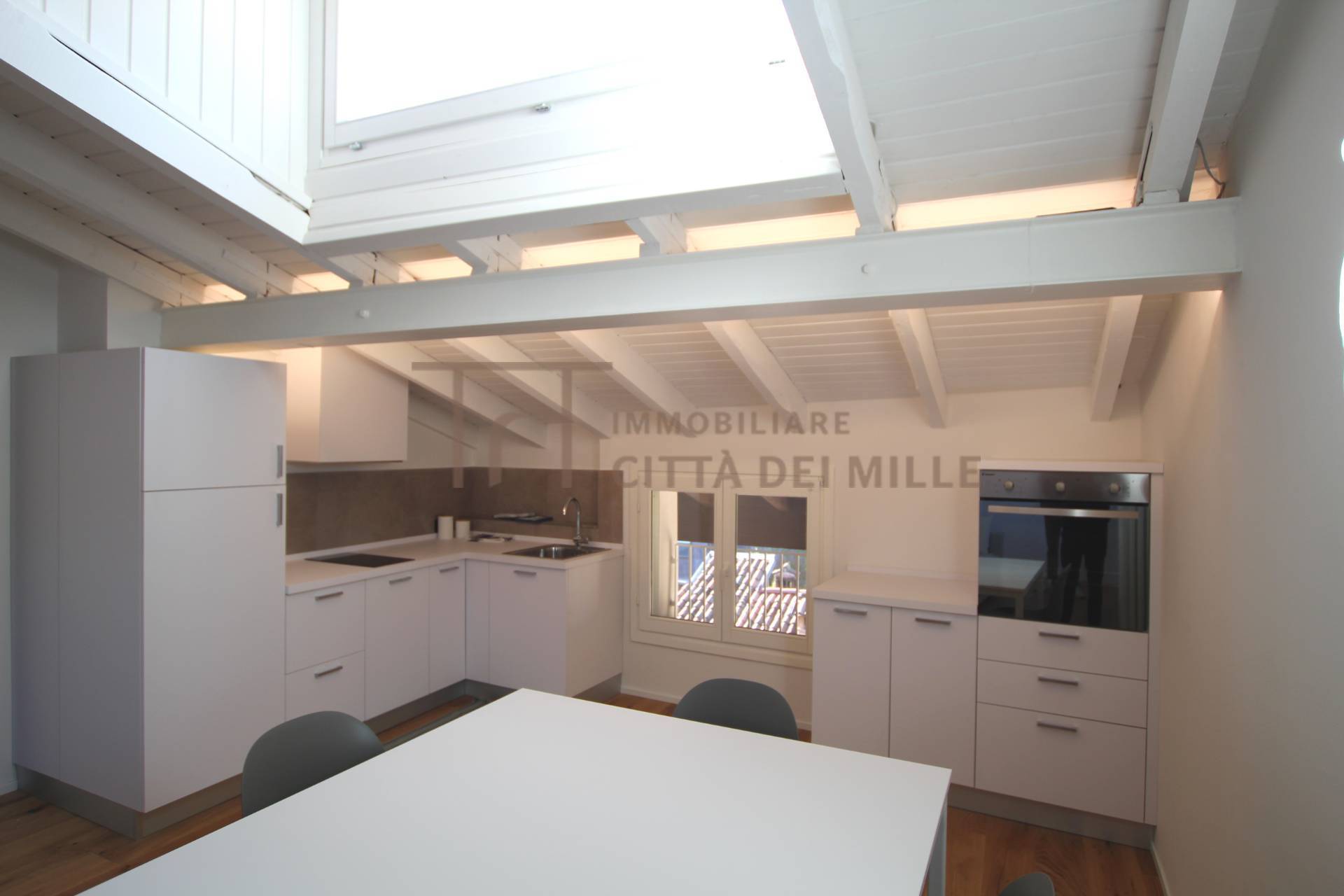 Mansarda in affitto a Bergamo, Pignolo bassa