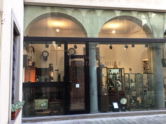 Negozio in vendita a Bergamo, Centralissimo